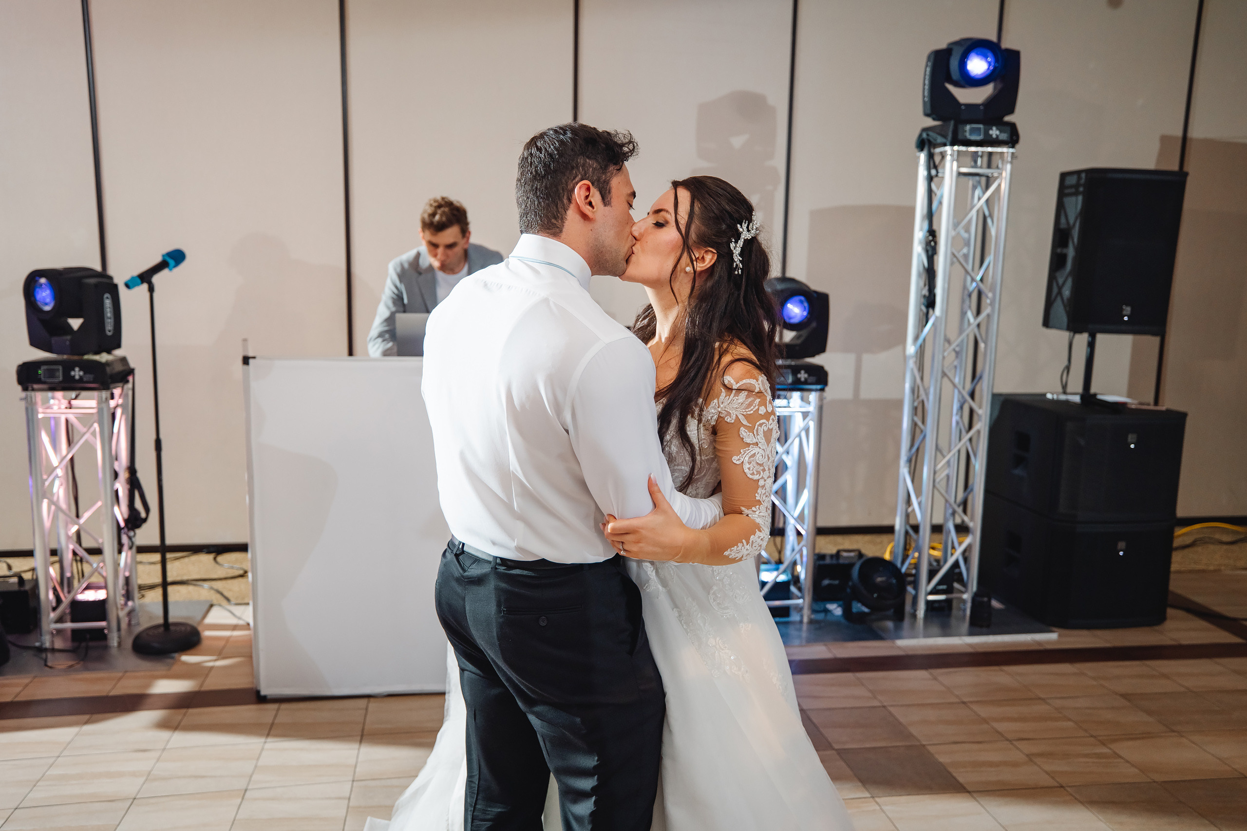 06.12.2021 Wedding. Wedding family event photographer in Chicago Nick Yushevich