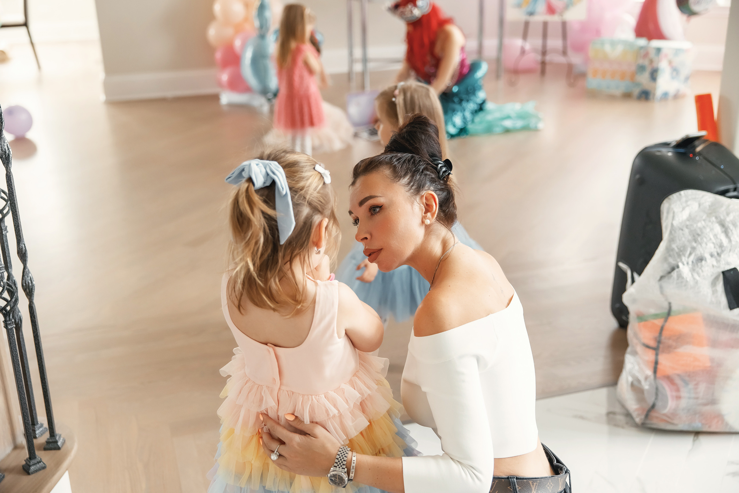 04.25.2021 Birthday. Wedding family event photographer in Chicago Nick Yushevich