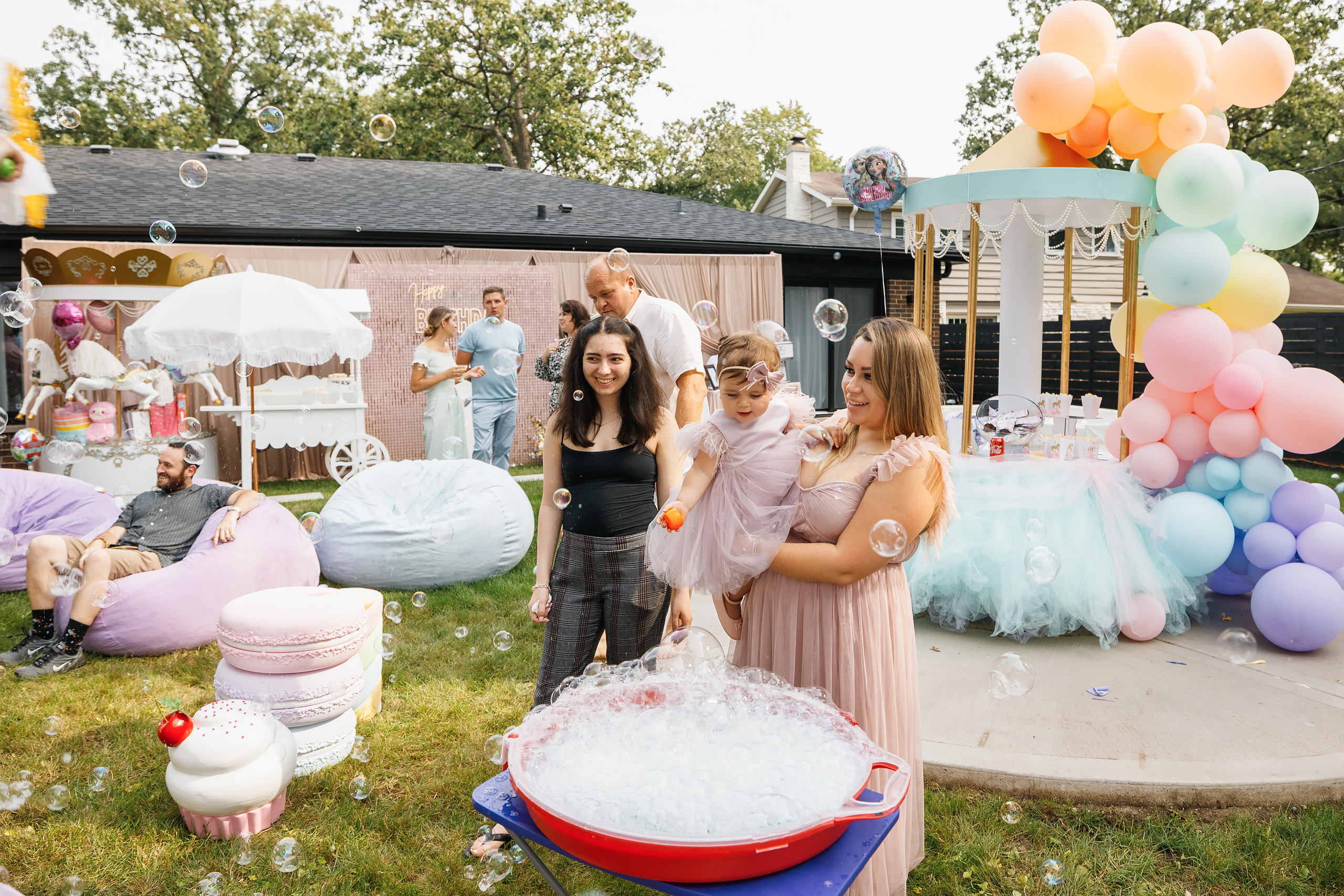 07.25.2021 First birthday. Wedding family event photographer in Chicago Nick Yushevich