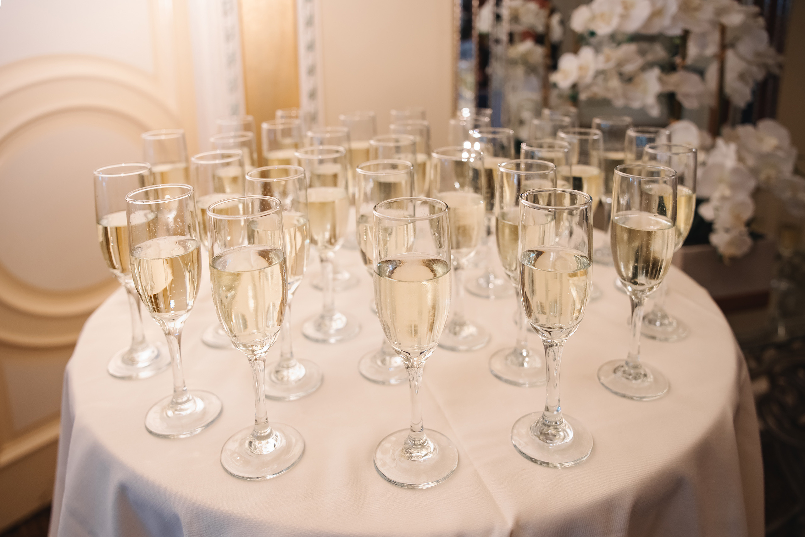 06.12.2021 Wedding. Wedding family event photographer in Chicago Nick Yushevich