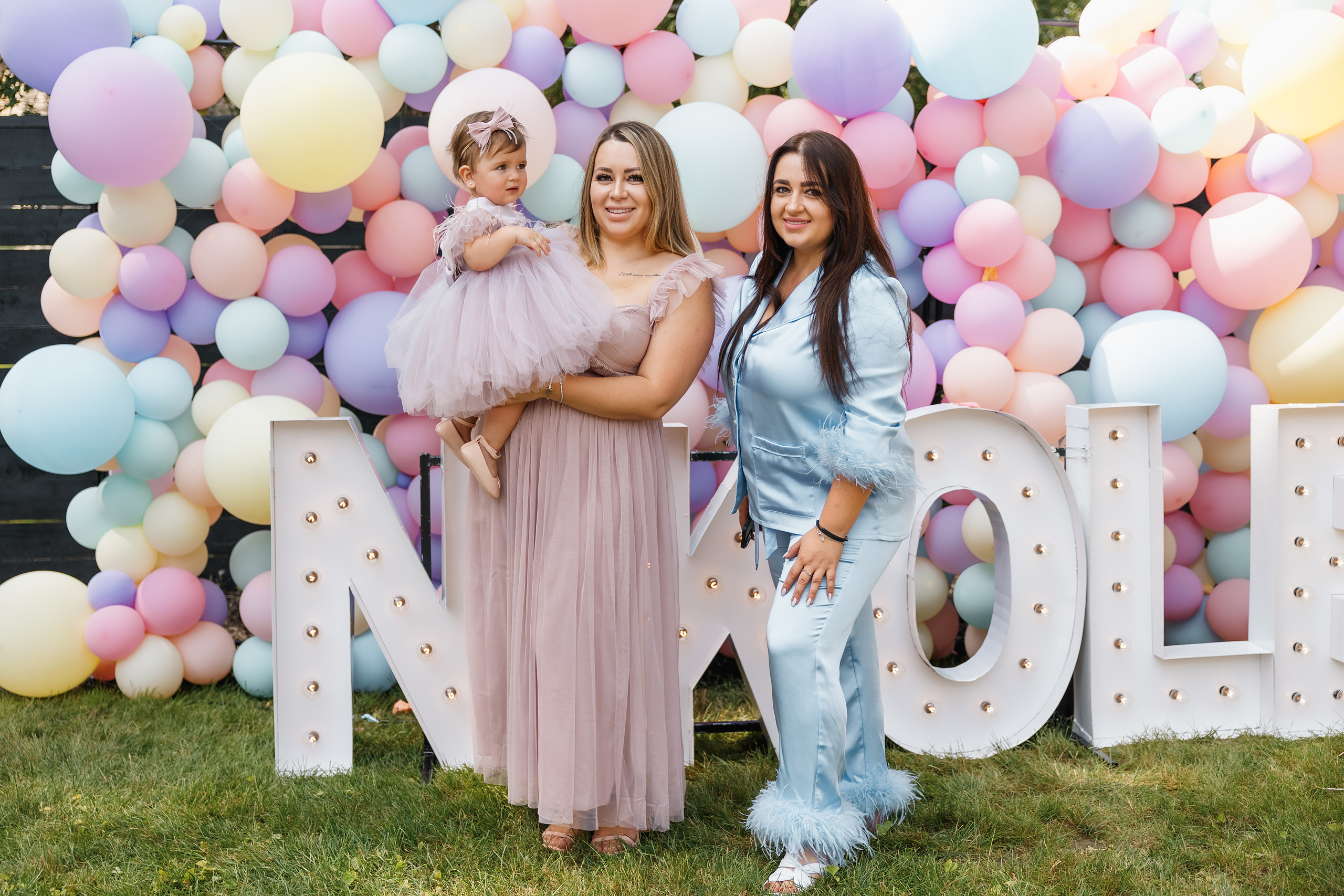 07.25.2021 First birthday. Wedding family event photographer in Chicago Nick Yushevich