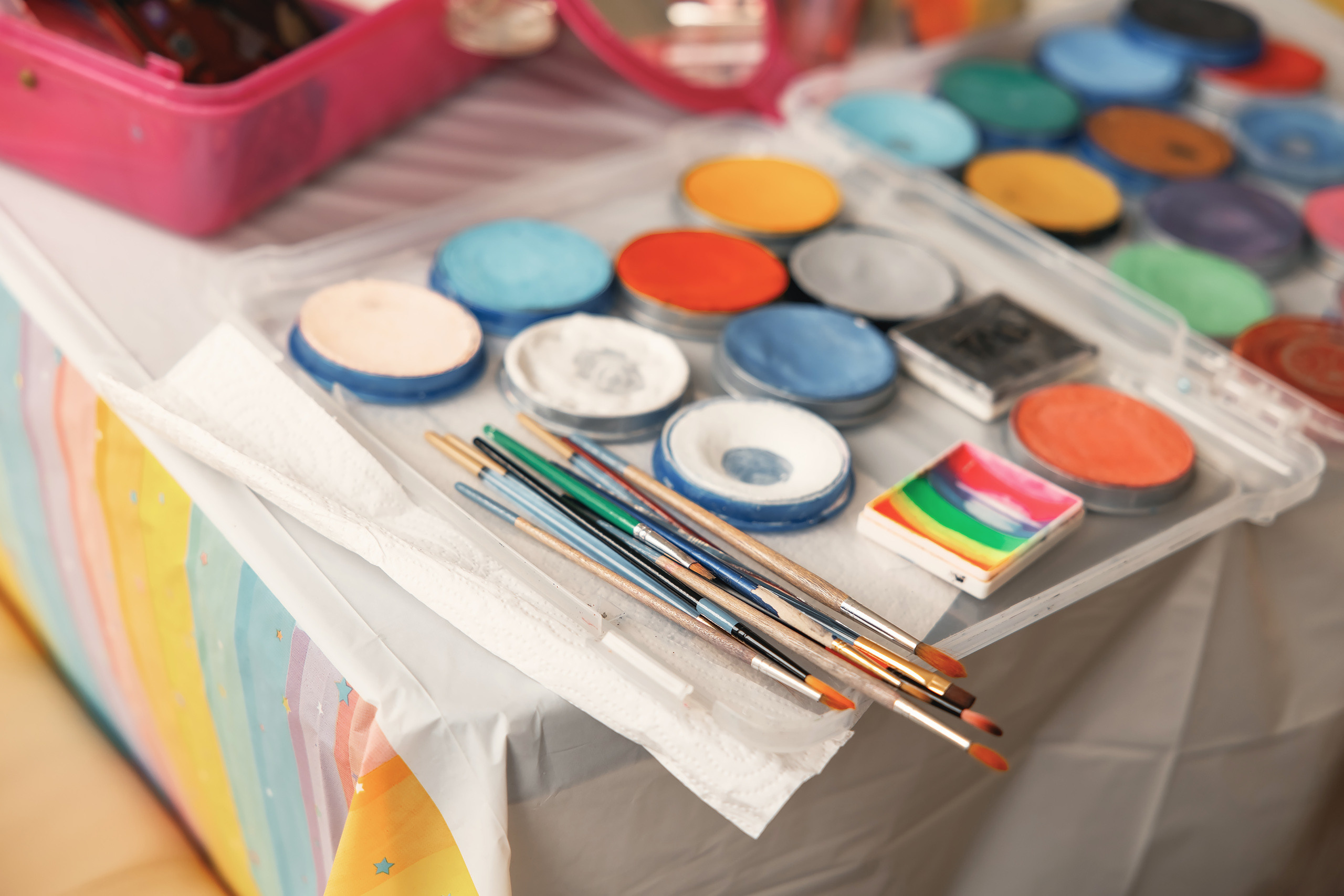 04.25.2021 Birthday. Wedding family event photographer in Chicago Nick Yushevich