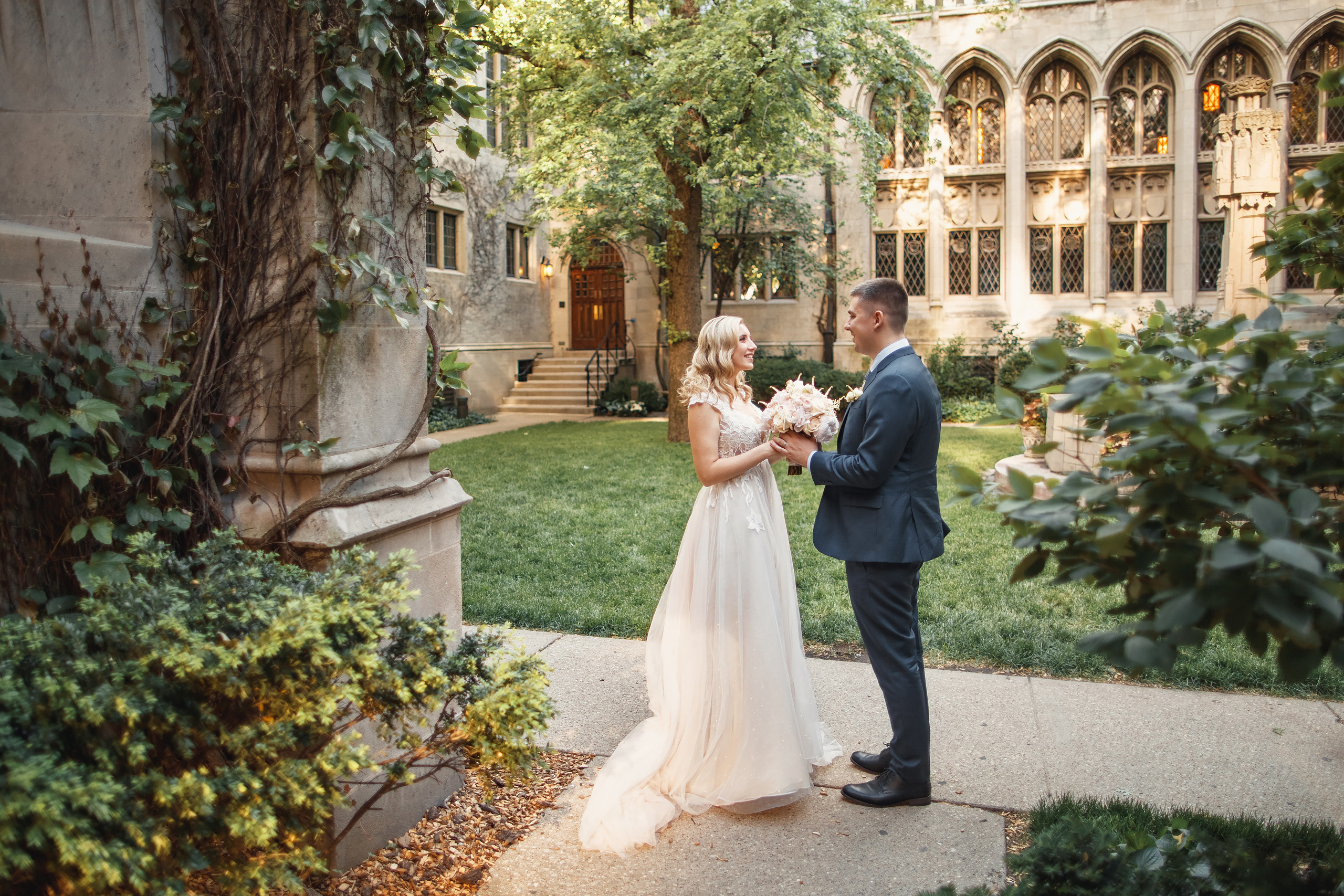 06.04.2021 Wedding. Wedding family event photographer in Chicago Nick Yushevich