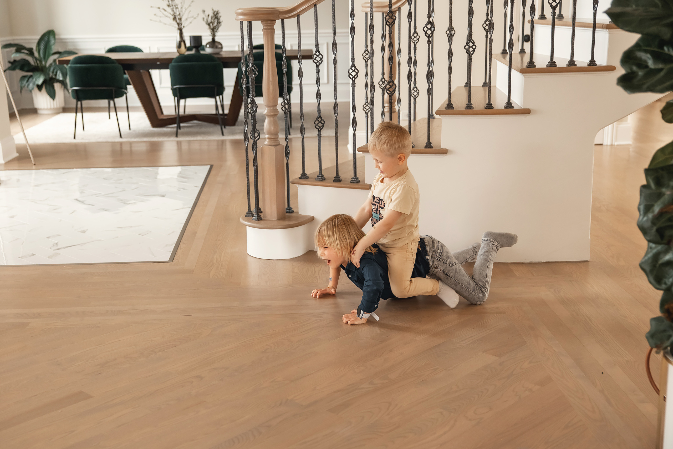 04.25.2021 Birthday. Wedding family event photographer in Chicago Nick Yushevich