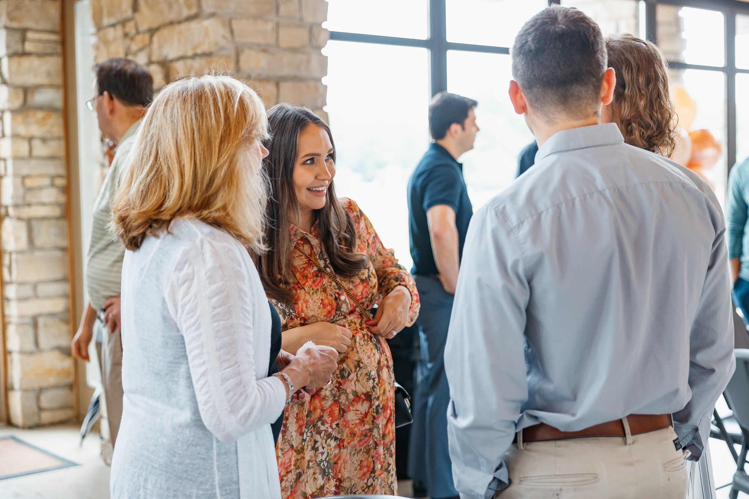 07.11.2021 Baby shower. Wedding family event photographer in Chicago Nick Yushevich