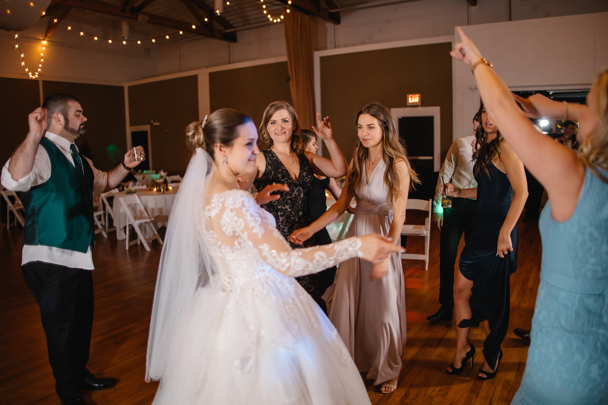 05.29.2021 Wedding. Wedding family event photographer in Chicago Nick Yushevich