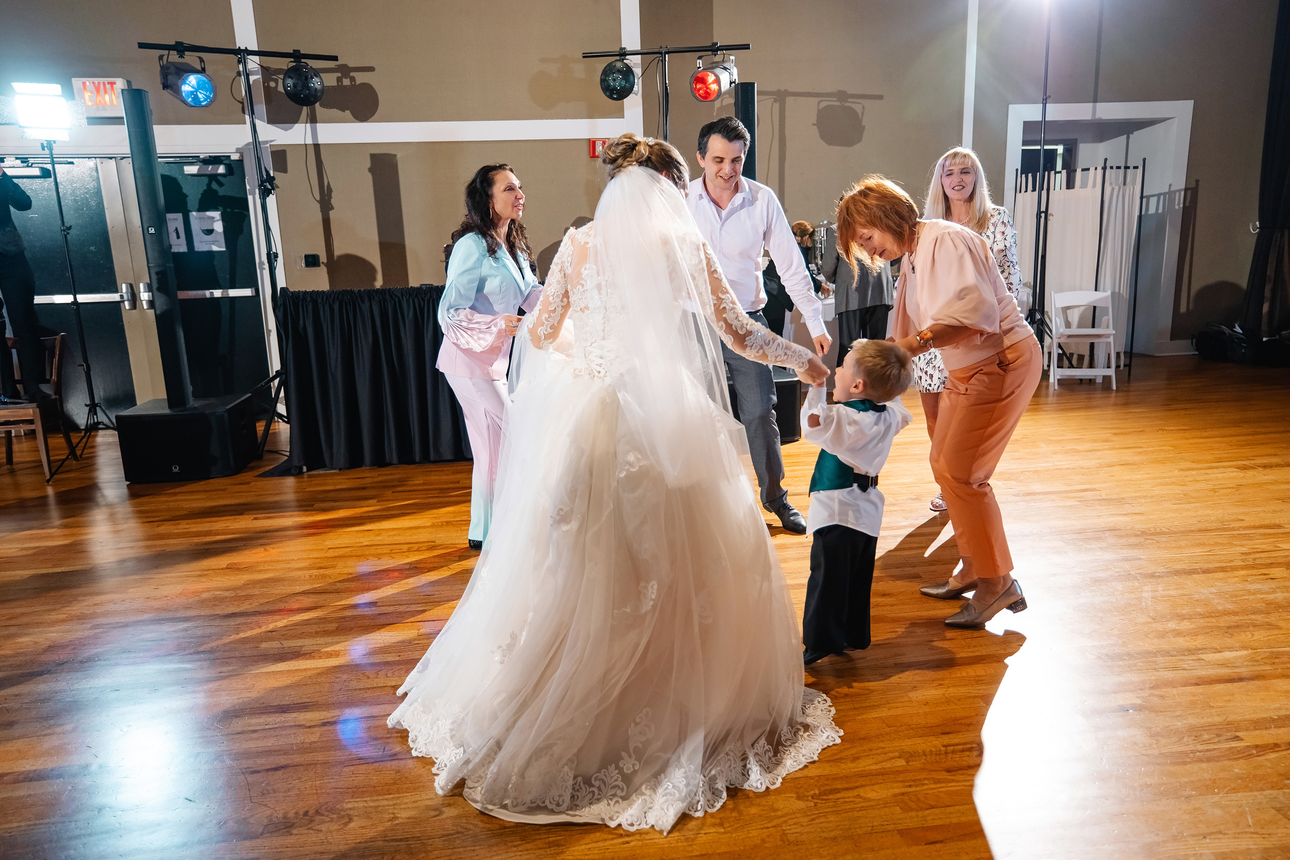 05.29.2021 Wedding. Wedding family event photographer in Chicago Nick Yushevich