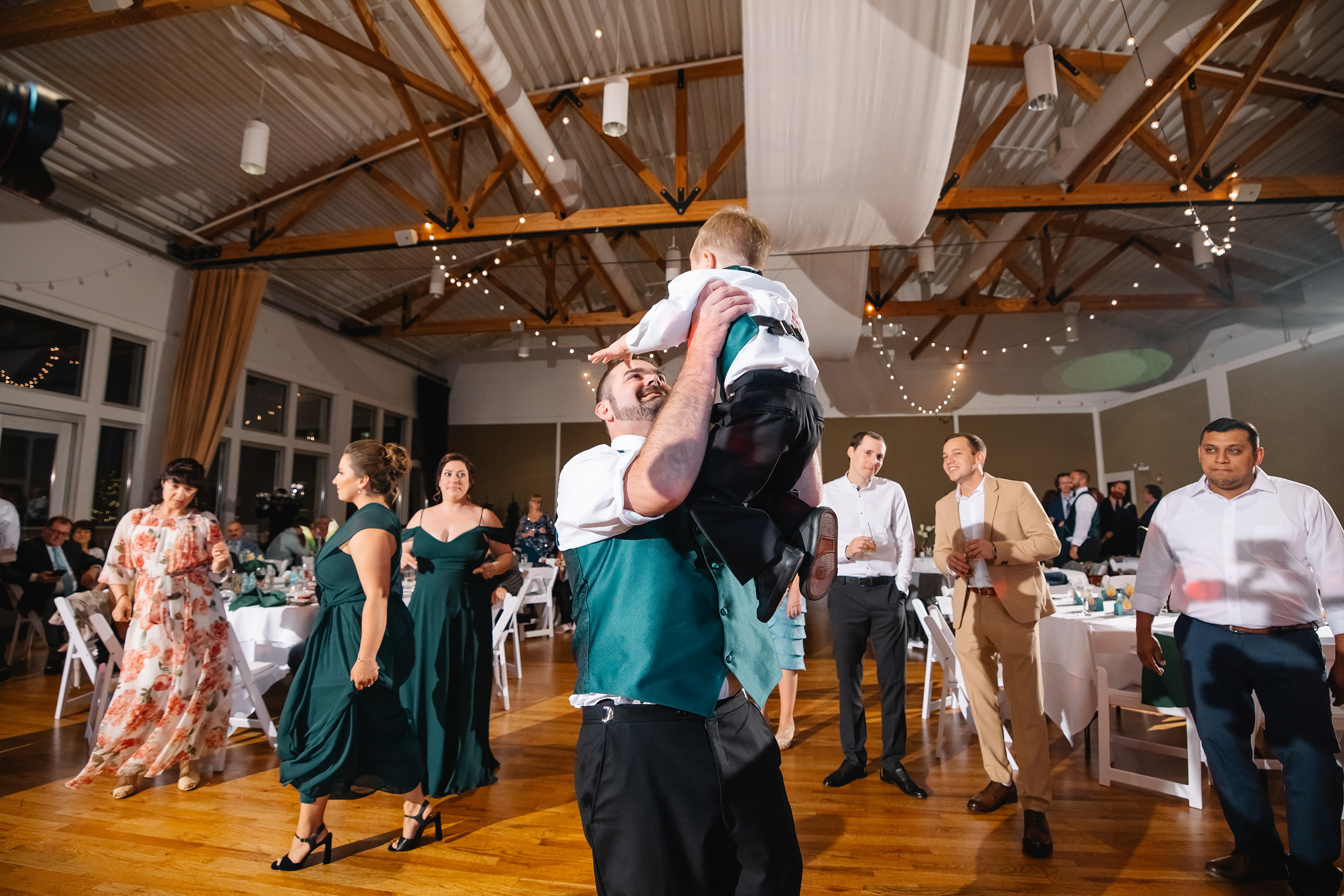 05.29.2021 Wedding. Wedding family event photographer in Chicago Nick Yushevich