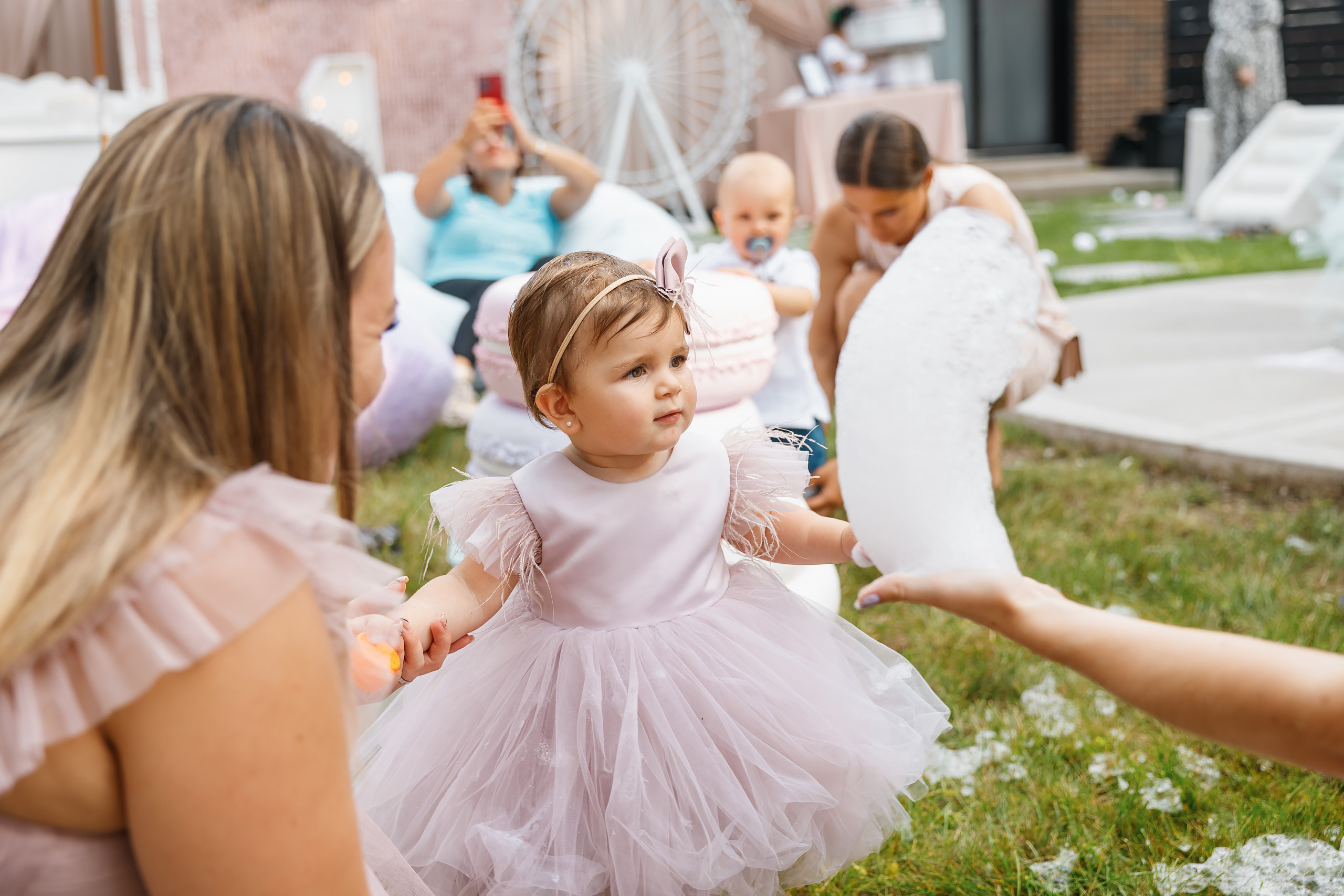 07.25.2021 First birthday. Wedding family event photographer in Chicago Nick Yushevich