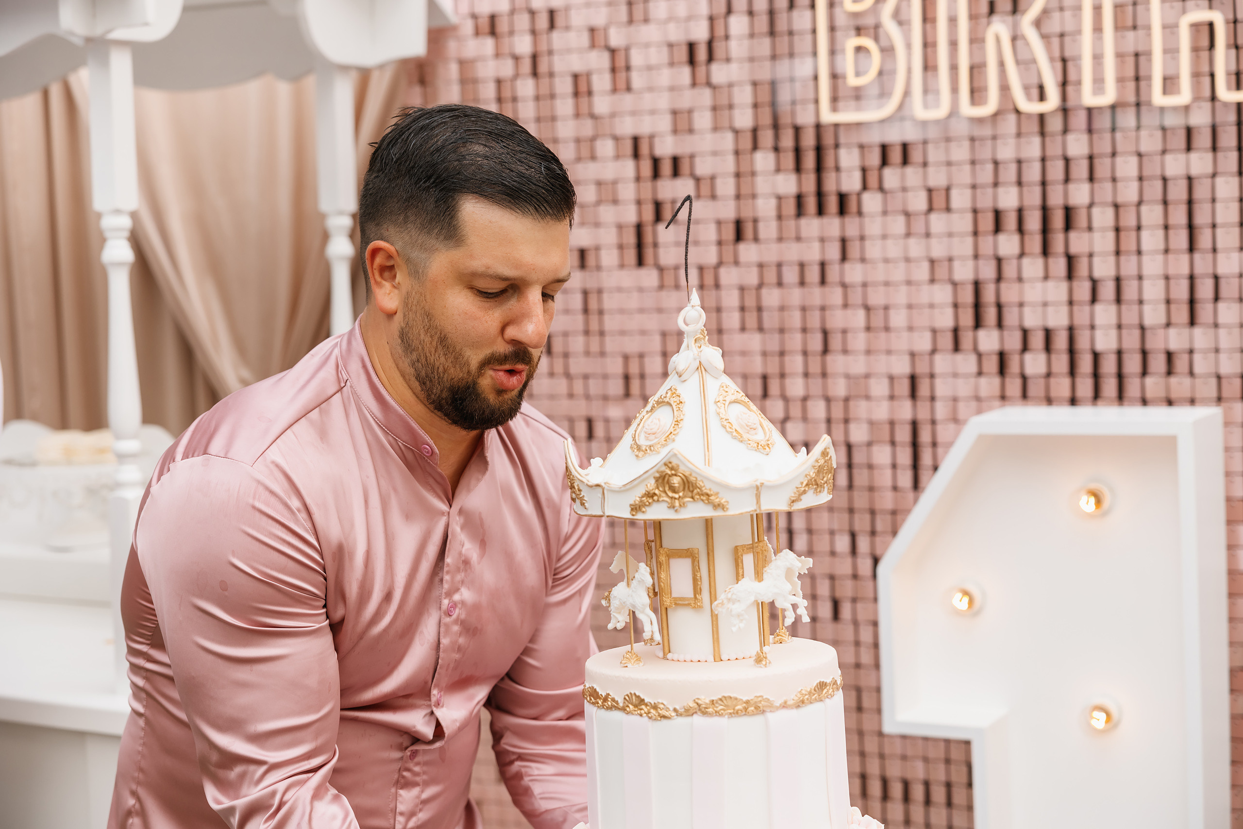 07.25.2021 First birthday. Wedding family event photographer in Chicago Nick Yushevich