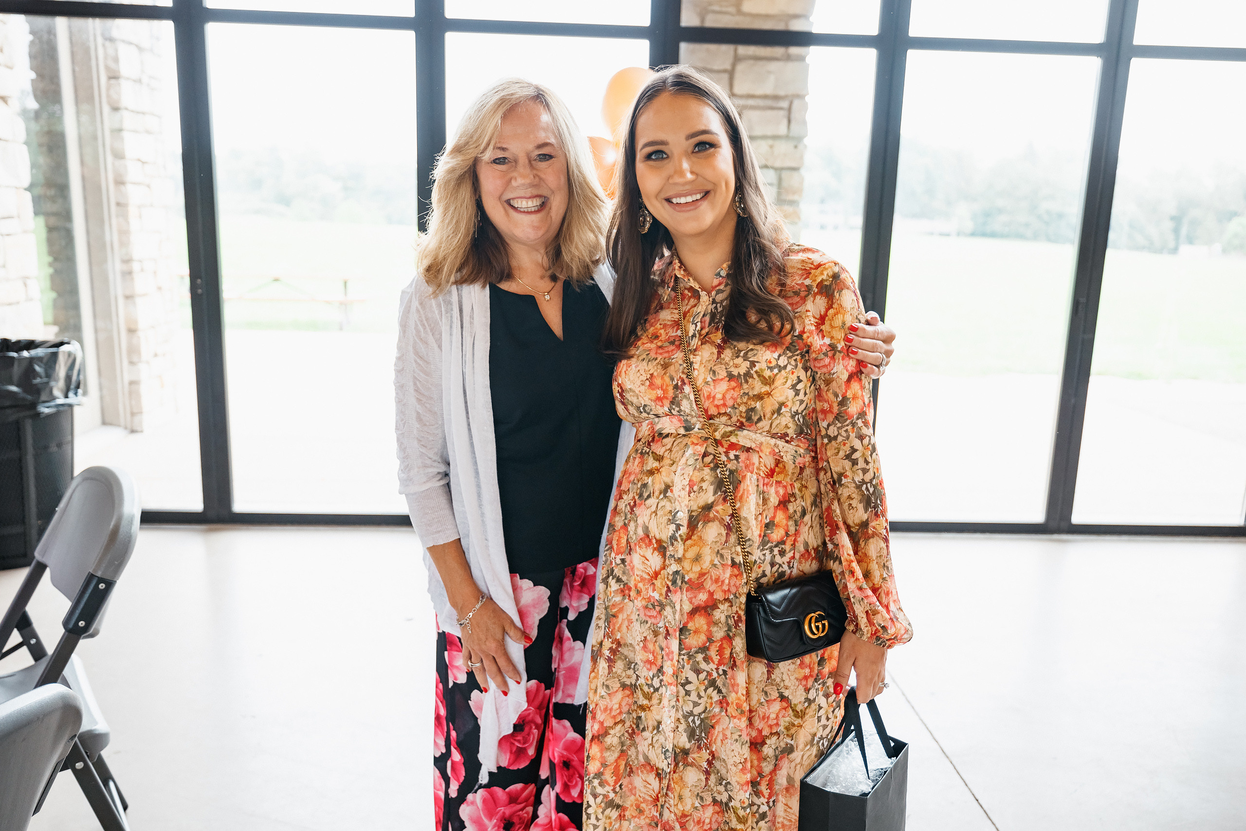 07.11.2021 Baby shower. Wedding family event photographer in Chicago Nick Yushevich