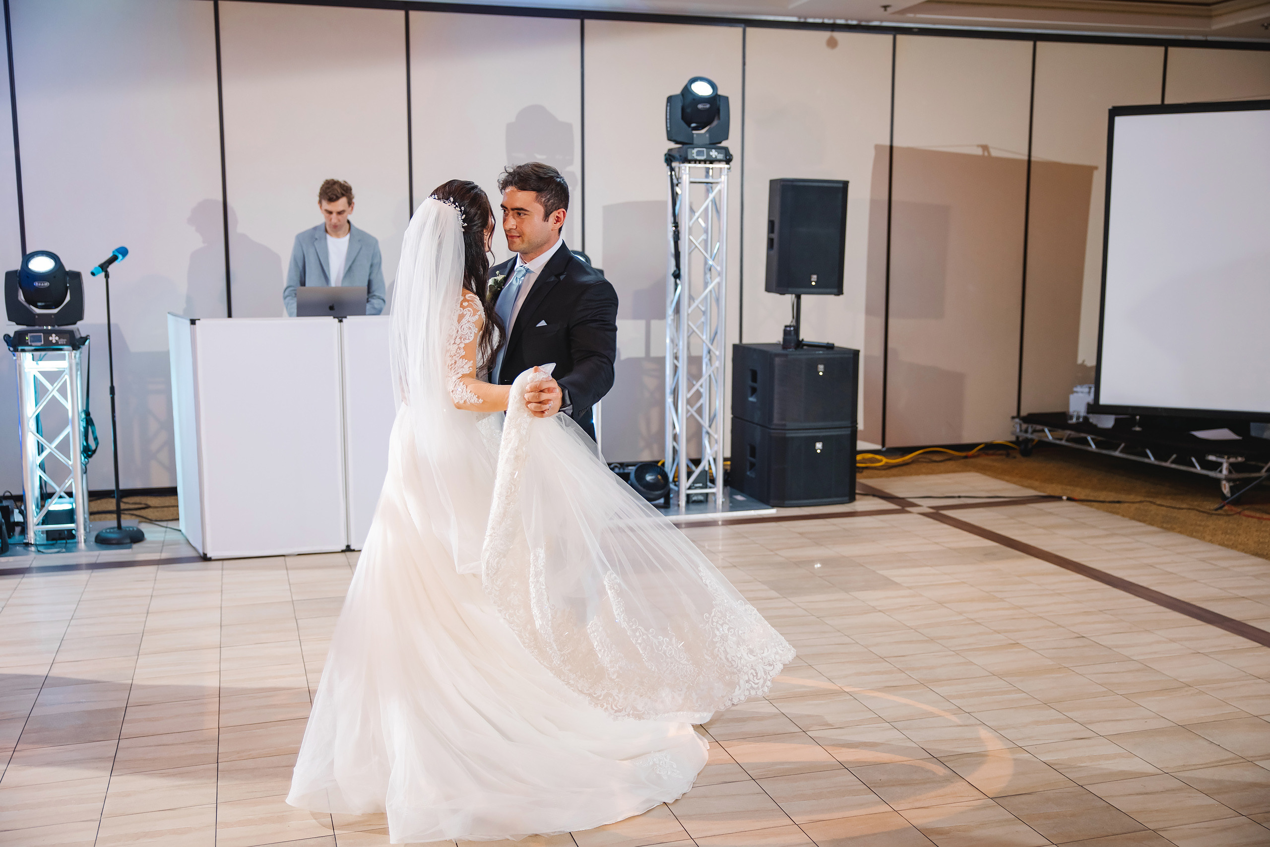 06.12.2021 Wedding. Wedding family event photographer in Chicago Nick Yushevich