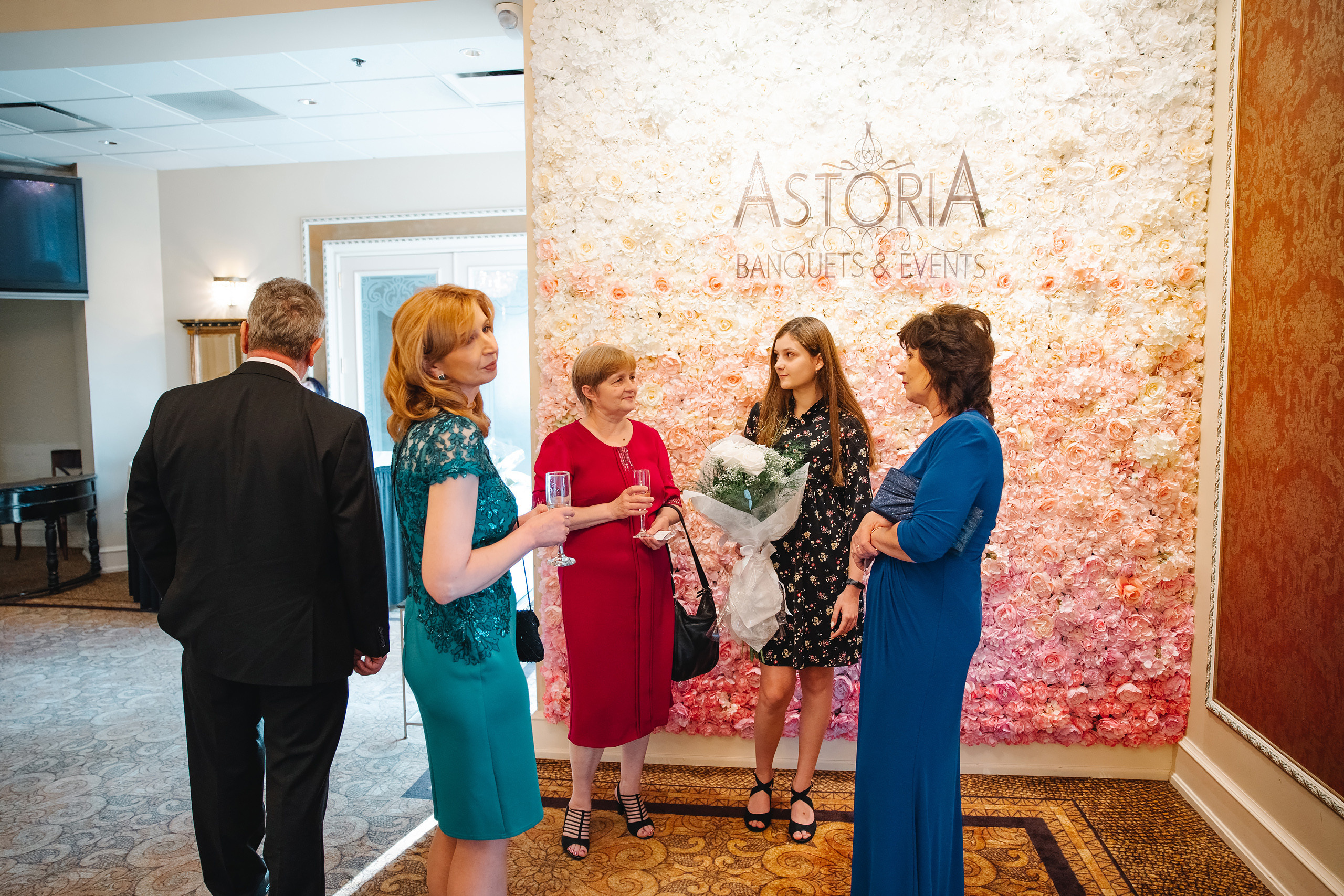 06.12.2021 Wedding. Wedding family event photographer in Chicago Nick Yushevich