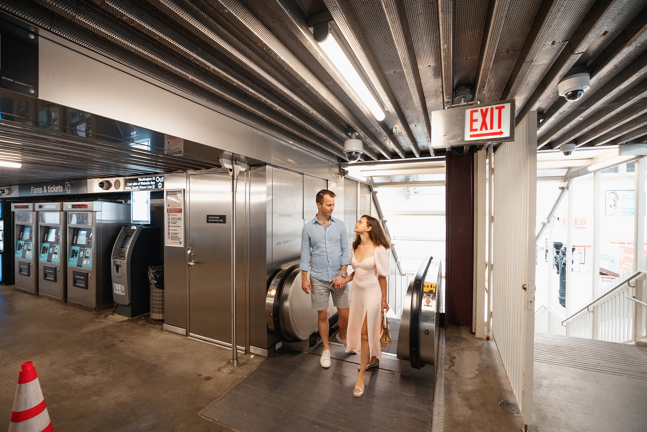 06.20.2021 Walk in Chicago. Wedding family event photographer in Chicago Nick Yushevich