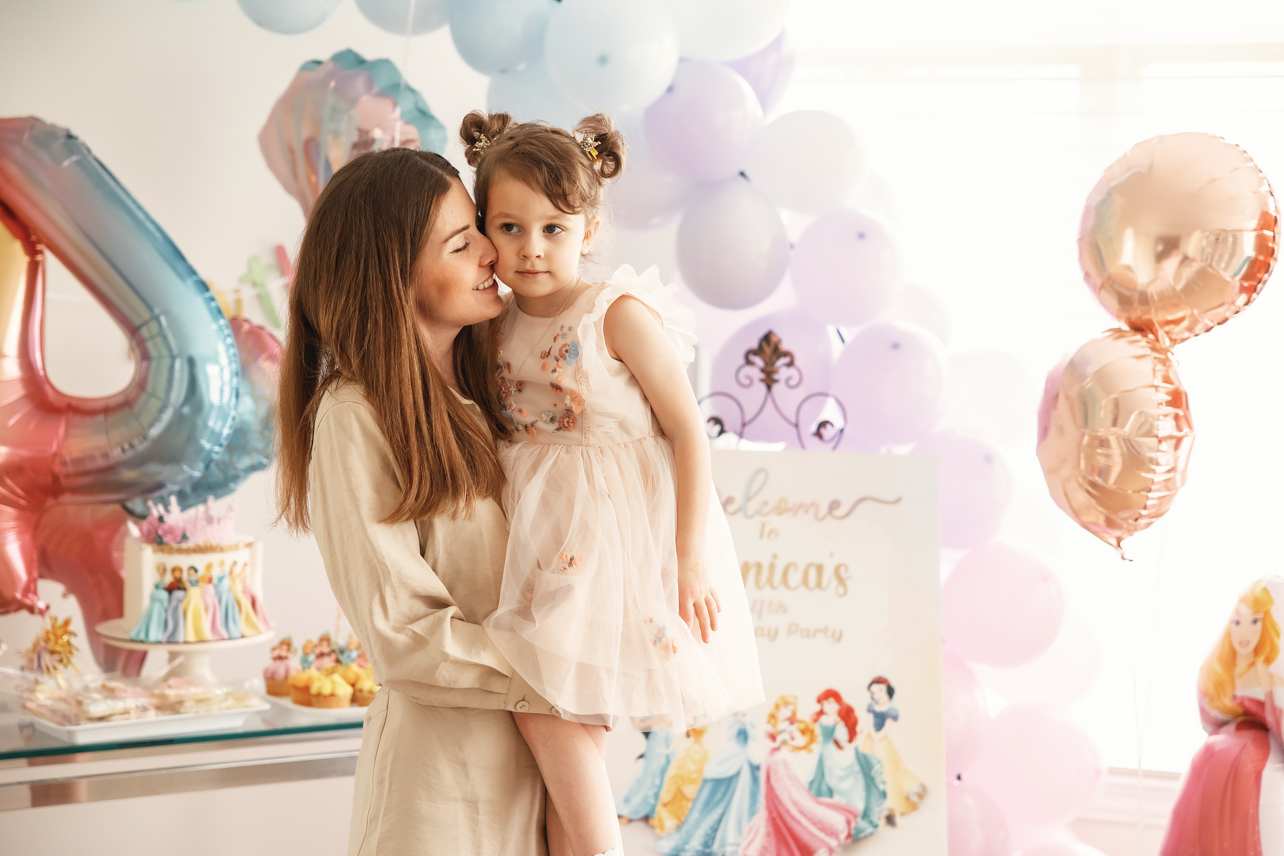 04.25.2021 Birthday. Wedding family event photographer in Chicago Nick Yushevich