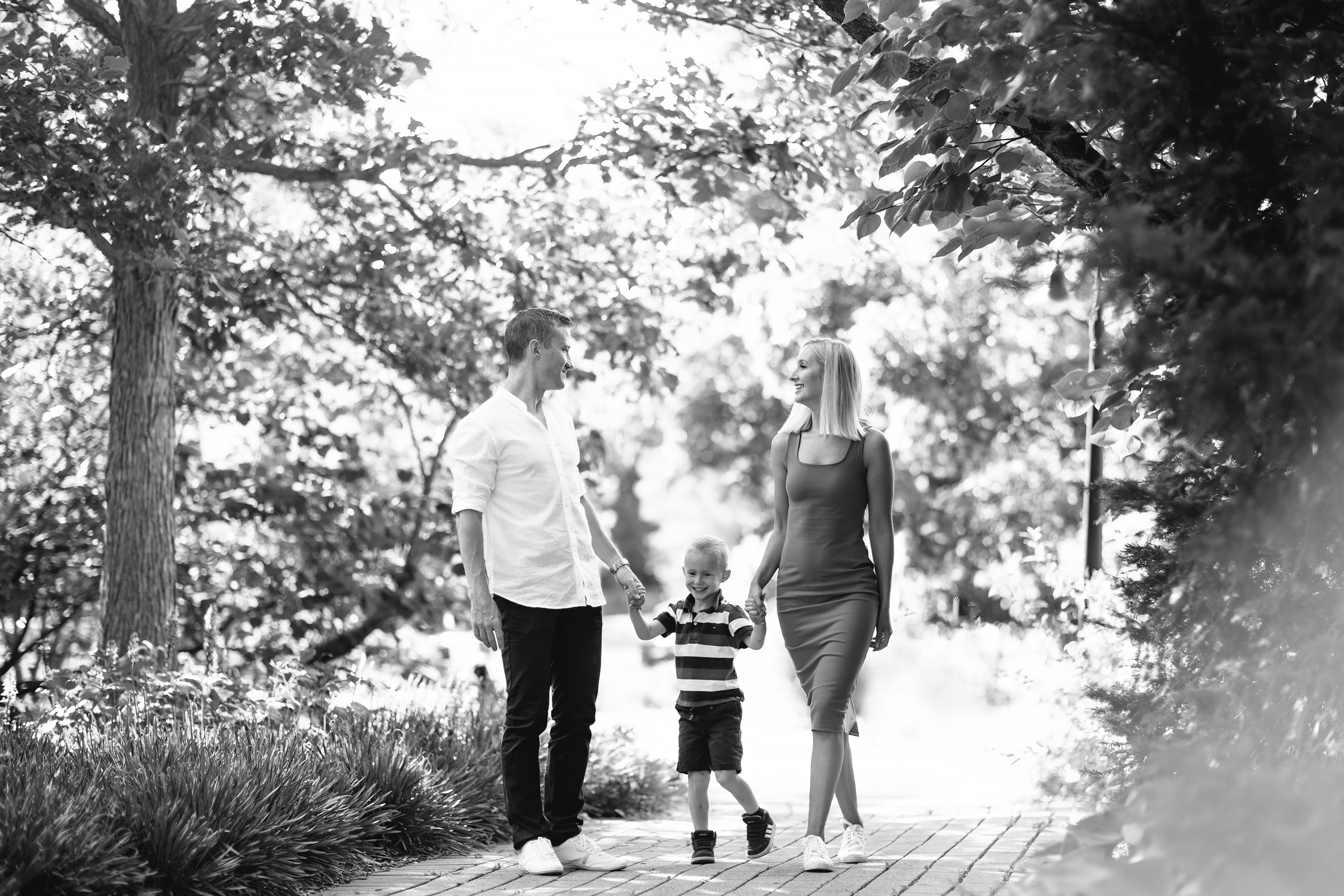 07.09.2021 Family photoshoot. Wedding family event photographer in Chicago Nick Yushevich