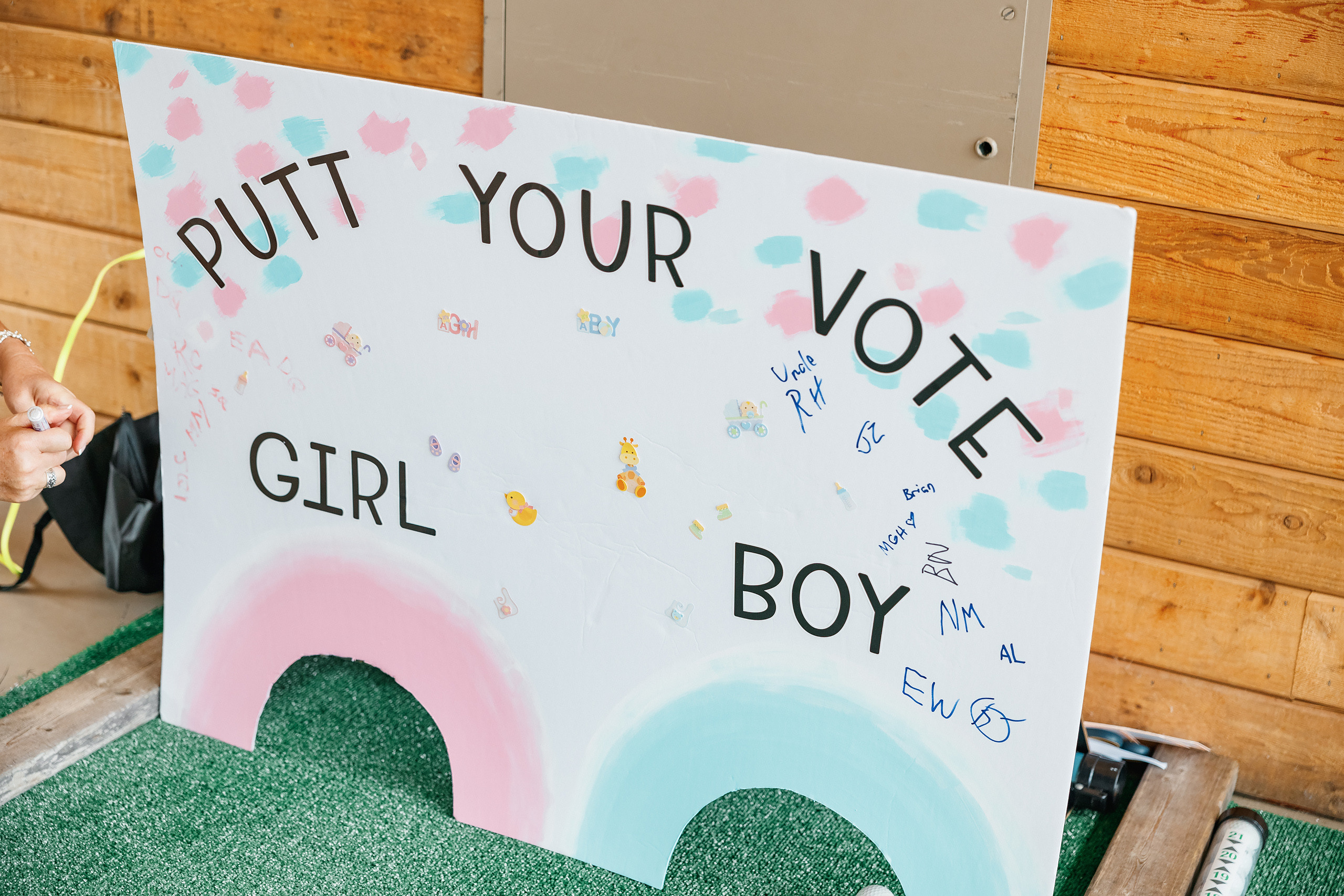 07.11.2021 Baby shower. Wedding family event photographer in Chicago Nick Yushevich