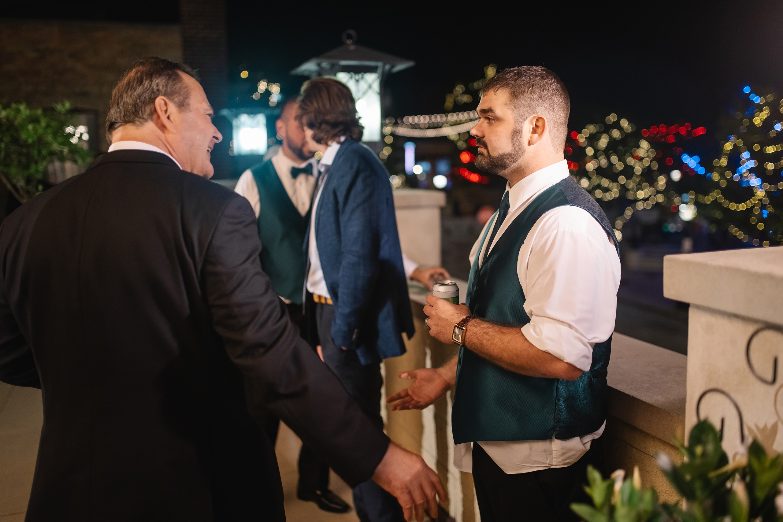 05.29.2021 Wedding. Wedding family event photographer in Chicago Nick Yushevich