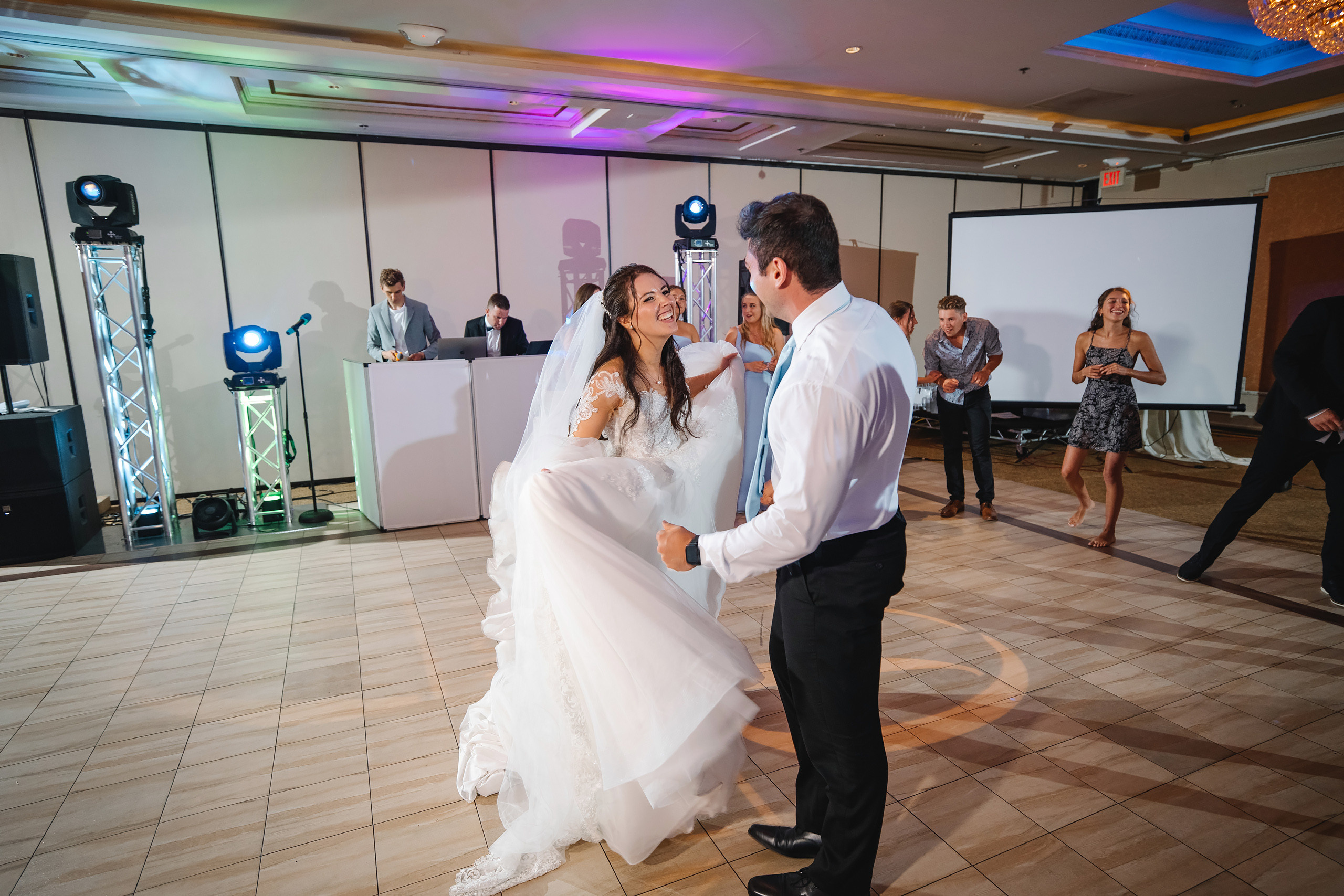 06.12.2021 Wedding. Wedding family event photographer in Chicago Nick Yushevich