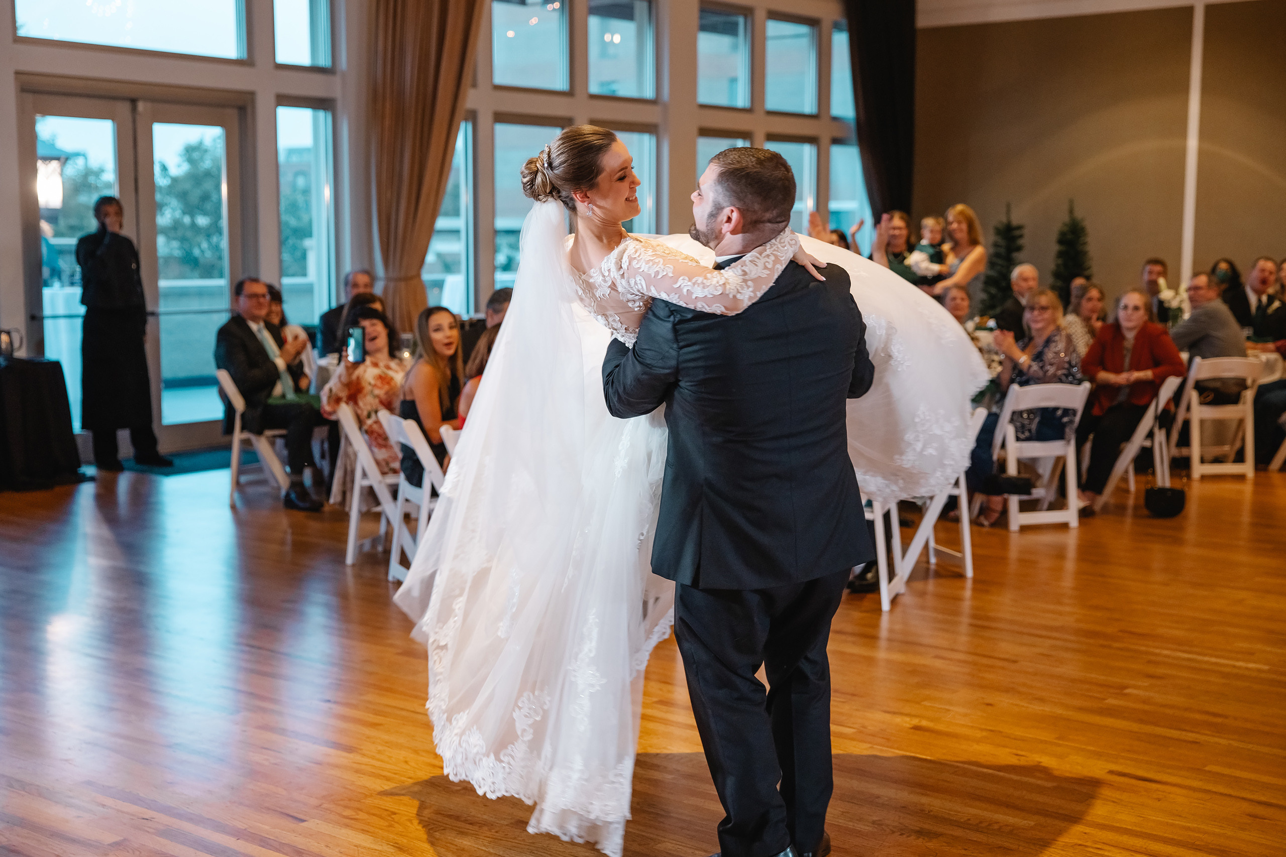 05.29.2021 Wedding. Wedding family event photographer in Chicago Nick Yushevich