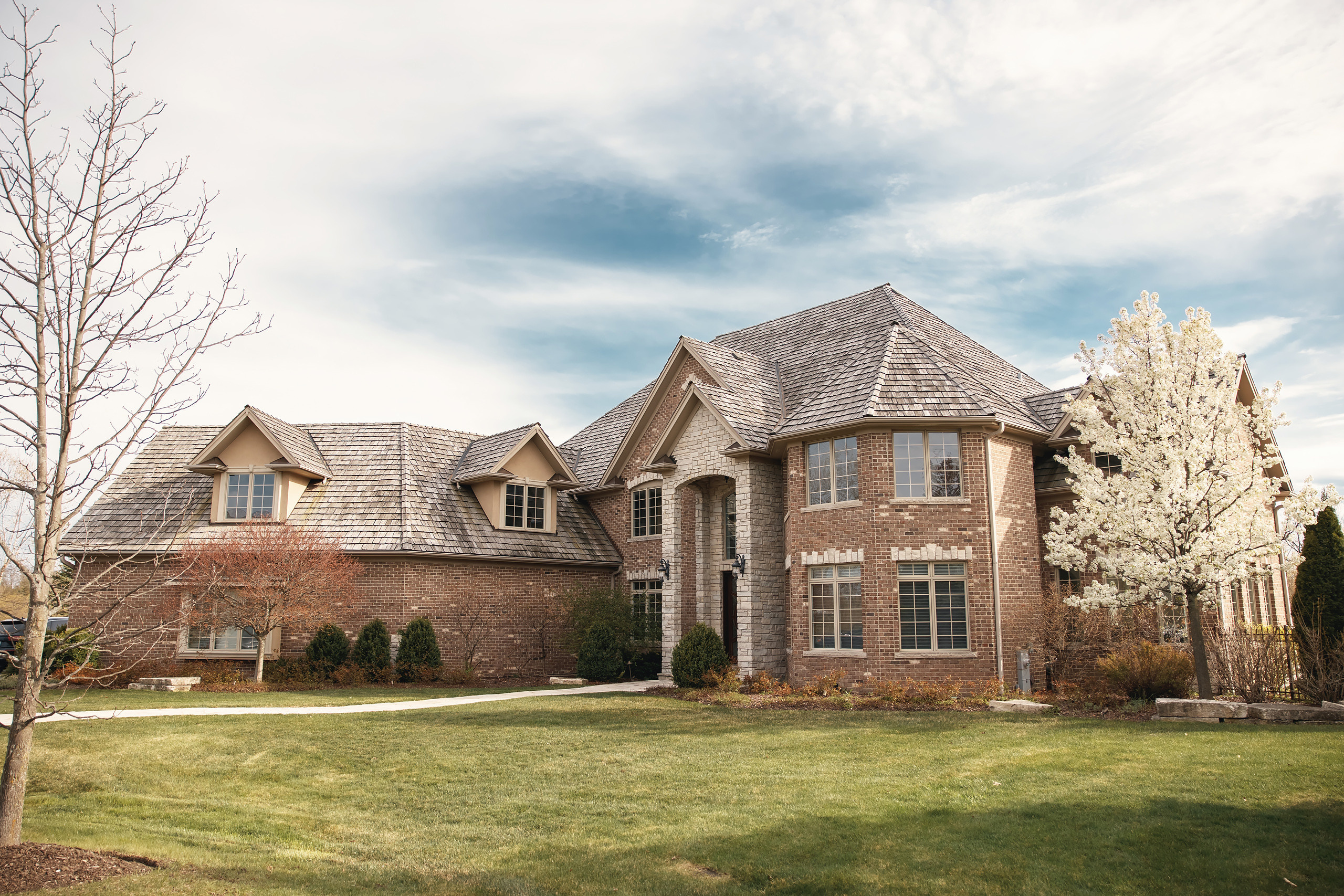 04.25.2021 Birthday. Wedding family event photographer in Chicago Nick Yushevich