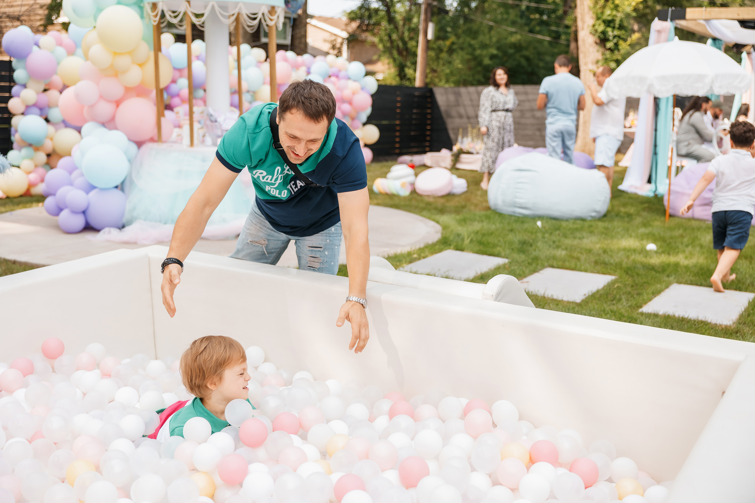 07.25.2021 First birthday. Wedding family event photographer in Chicago Nick Yushevich