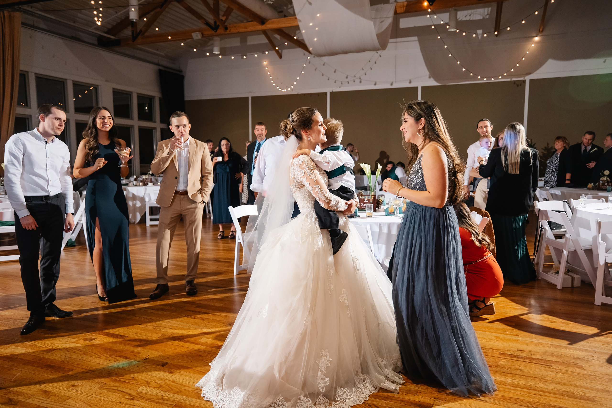 05.29.2021 Wedding. Wedding family event photographer in Chicago Nick Yushevich