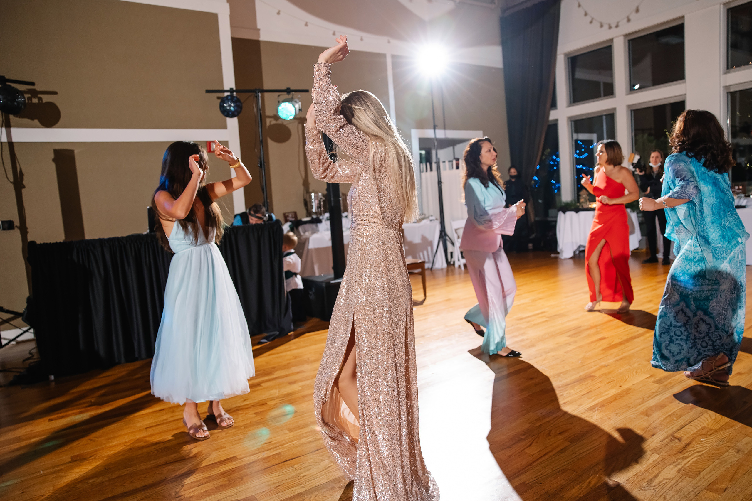 05.29.2021 Wedding. Wedding family event photographer in Chicago Nick Yushevich