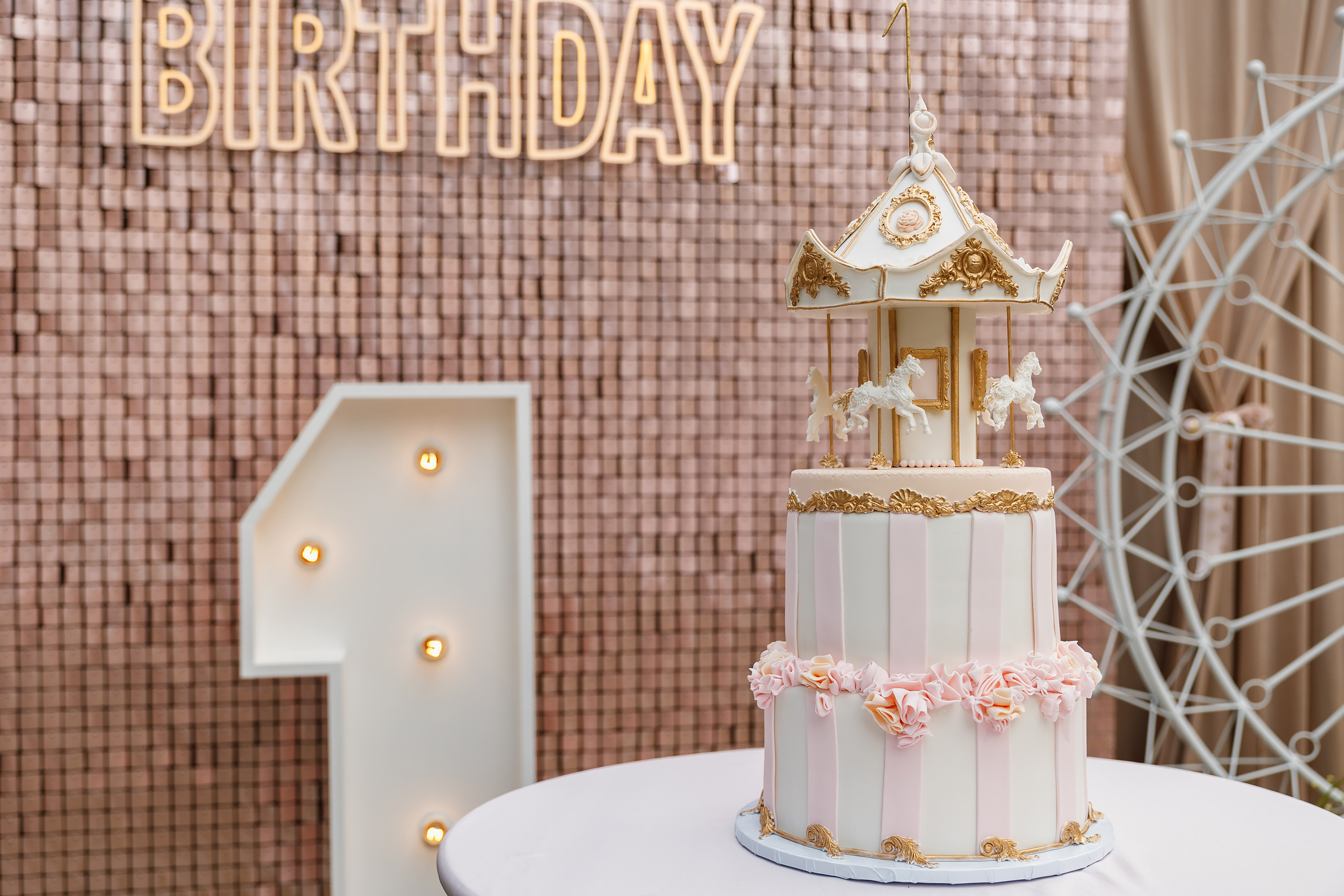 07.25.2021 First birthday. Wedding family event photographer in Chicago Nick Yushevich