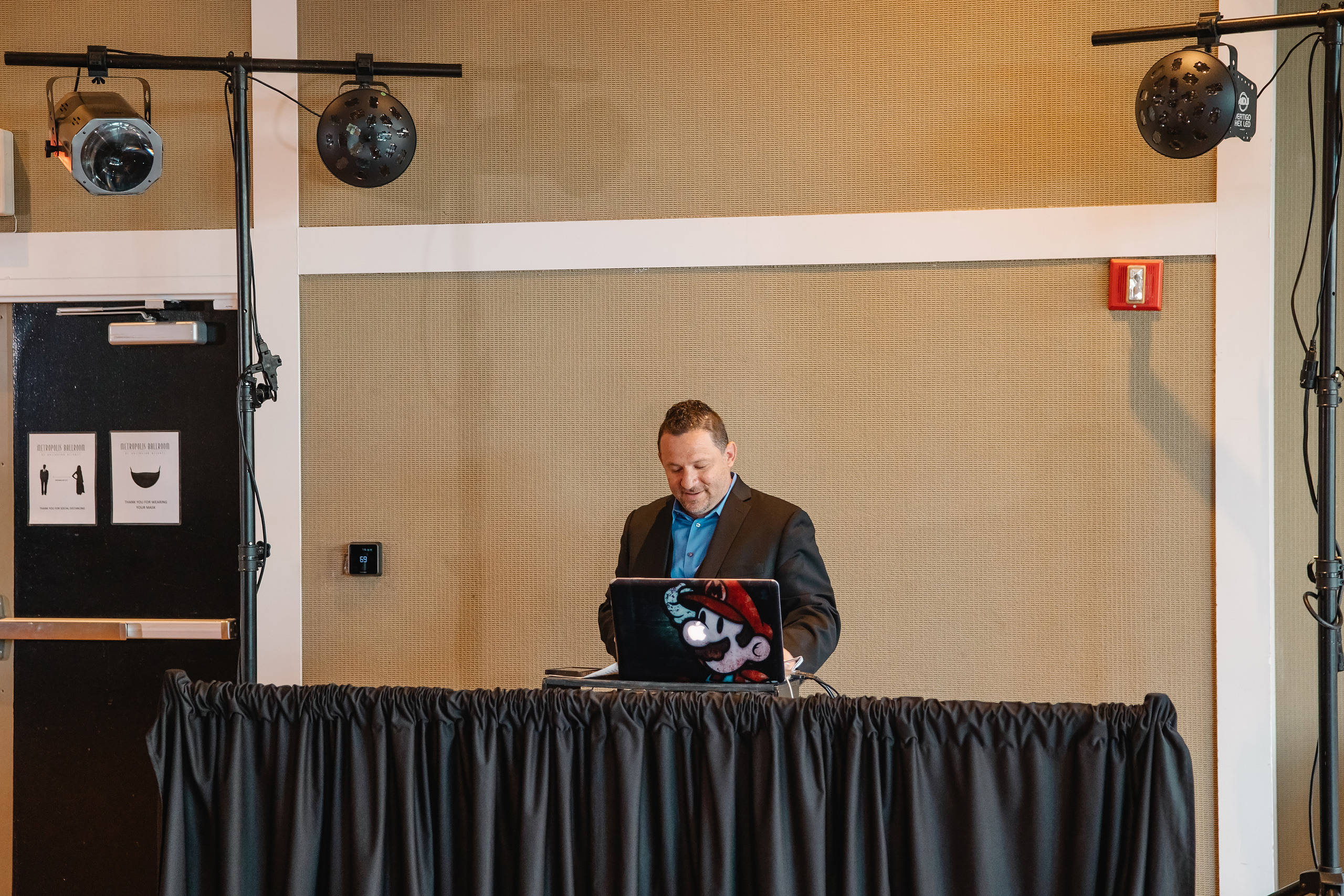 05.29.2021 Wedding. Wedding family event photographer in Chicago Nick Yushevich