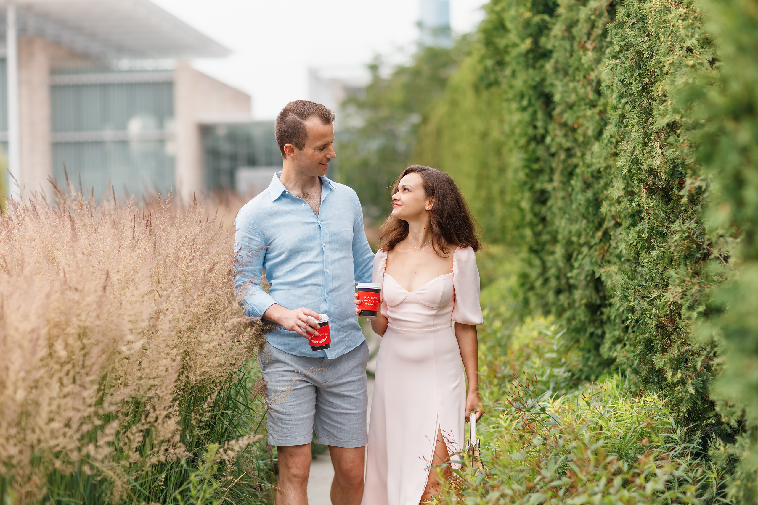 06.20.2021 Walk in Chicago. Wedding family event photographer in Chicago Nick Yushevich