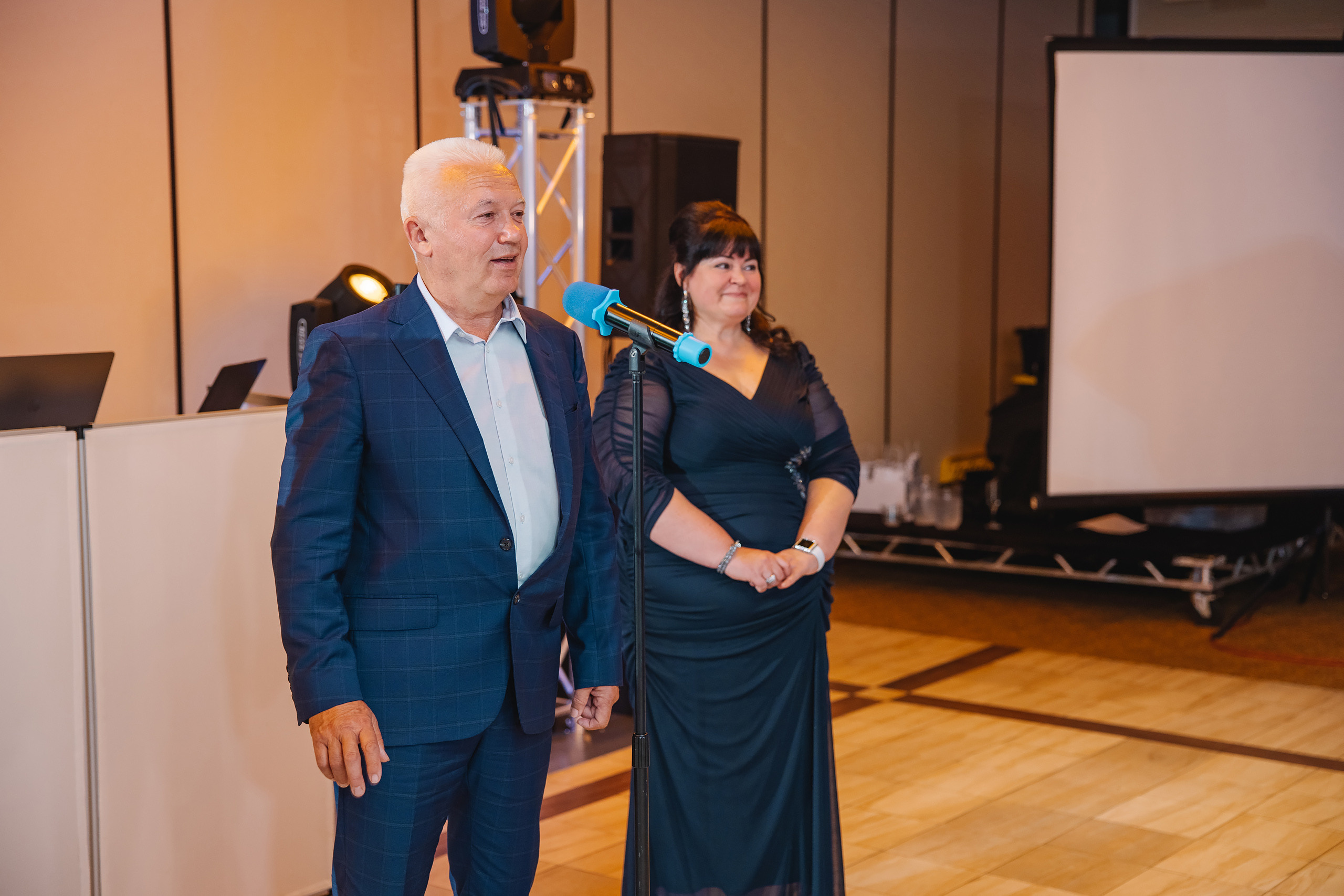 06.12.2021 Wedding. Wedding family event photographer in Chicago Nick Yushevich