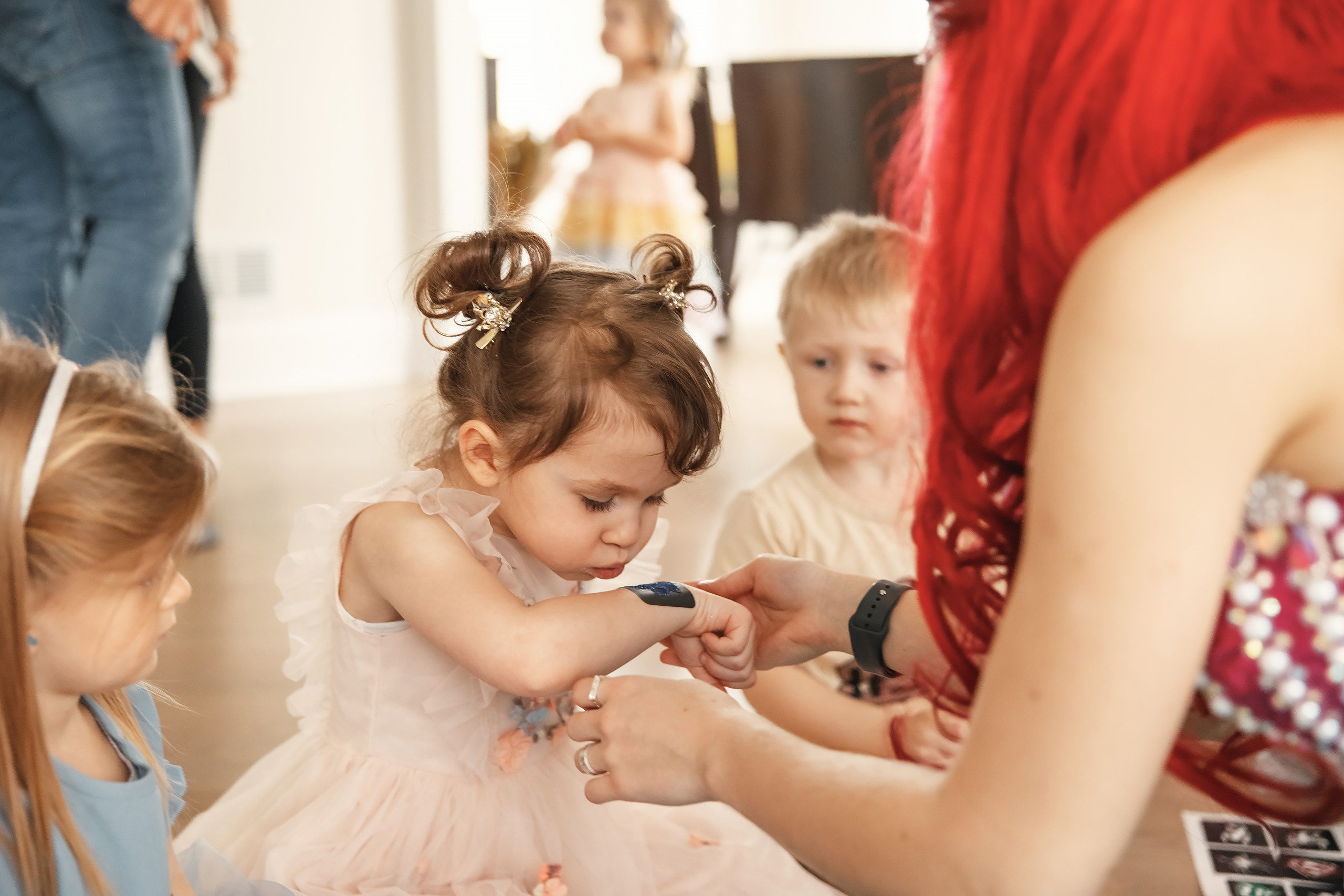 04.25.2021 Birthday. Wedding family event photographer in Chicago Nick Yushevich