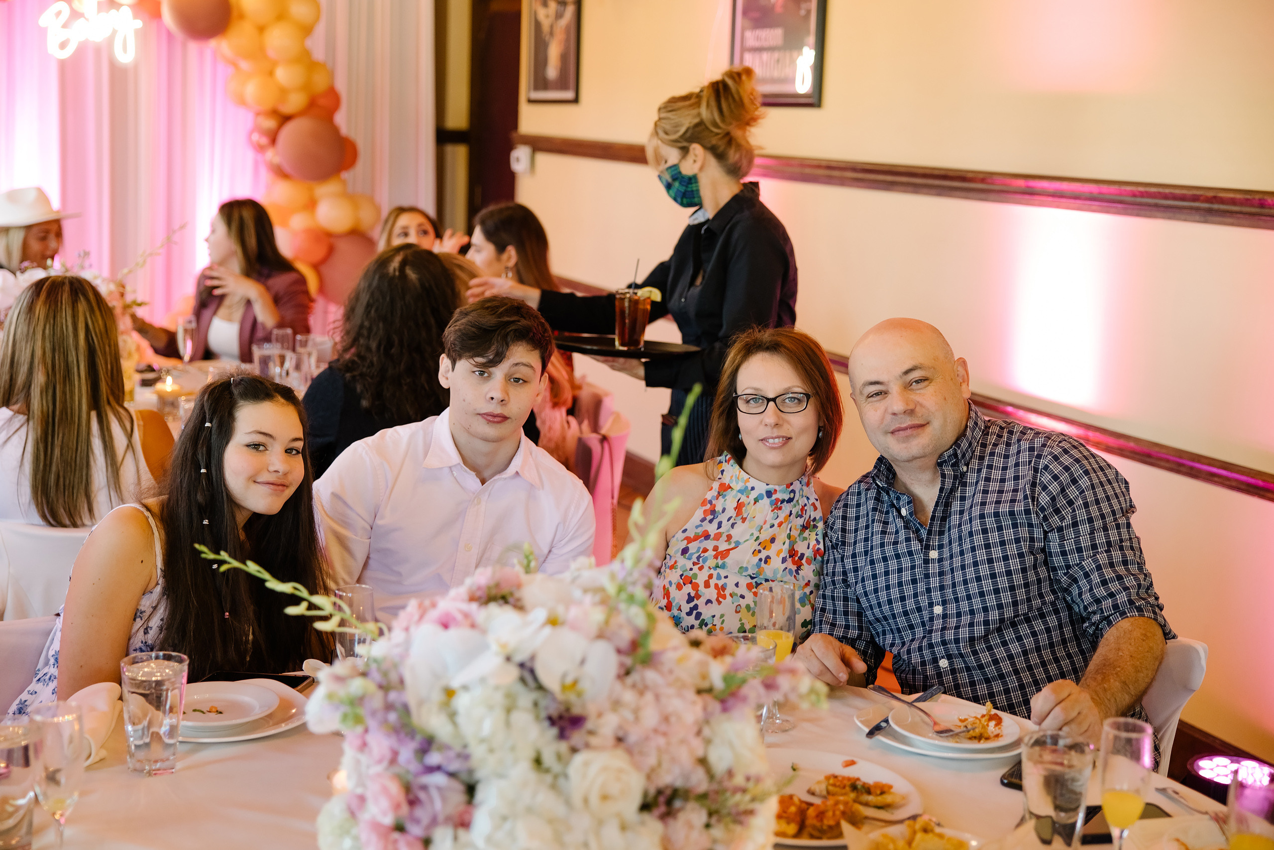 05.30.2021 Baby shower. Wedding family event photographer in Chicago Nick Yushevich
