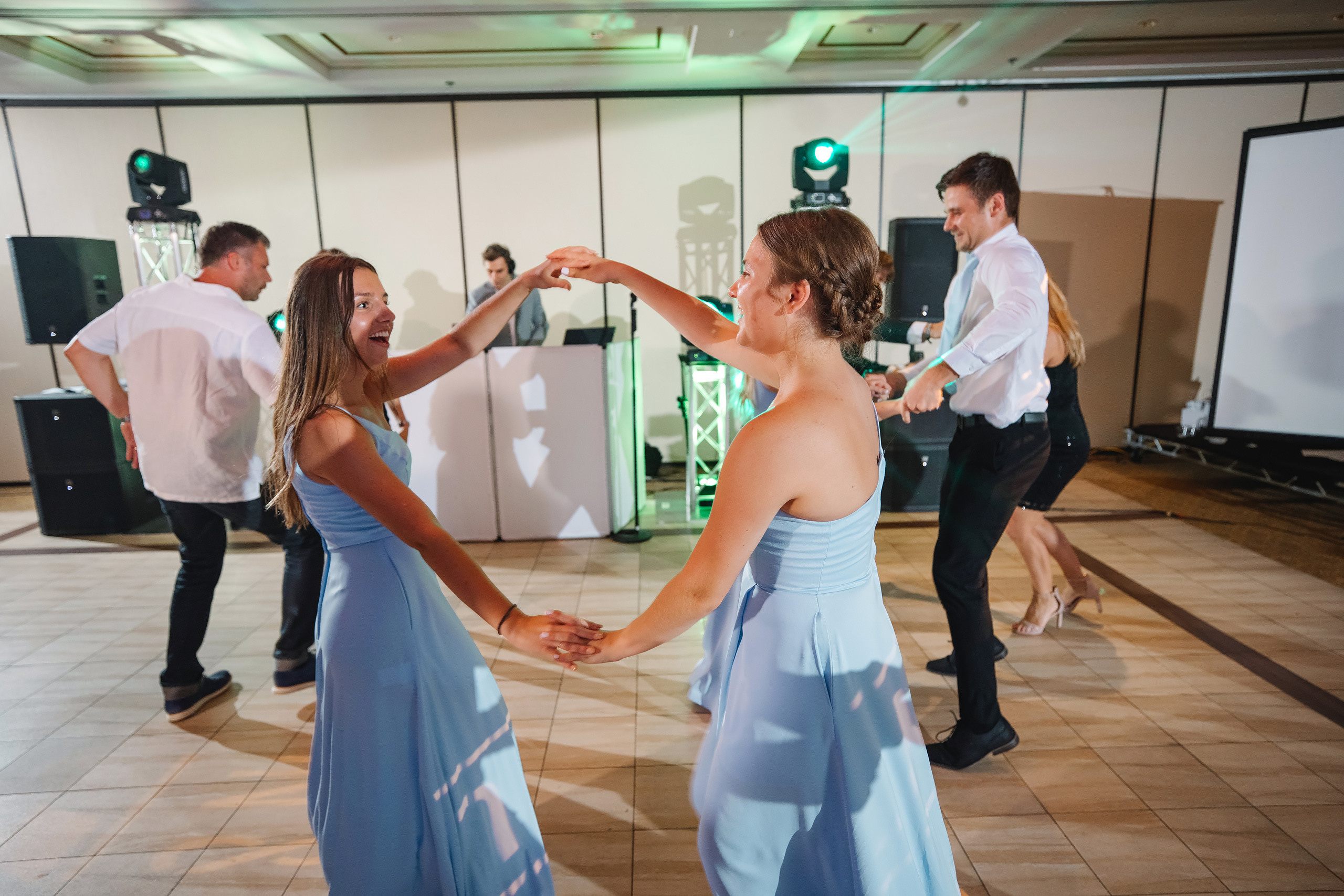 06.12.2021 Wedding. Wedding family event photographer in Chicago Nick Yushevich