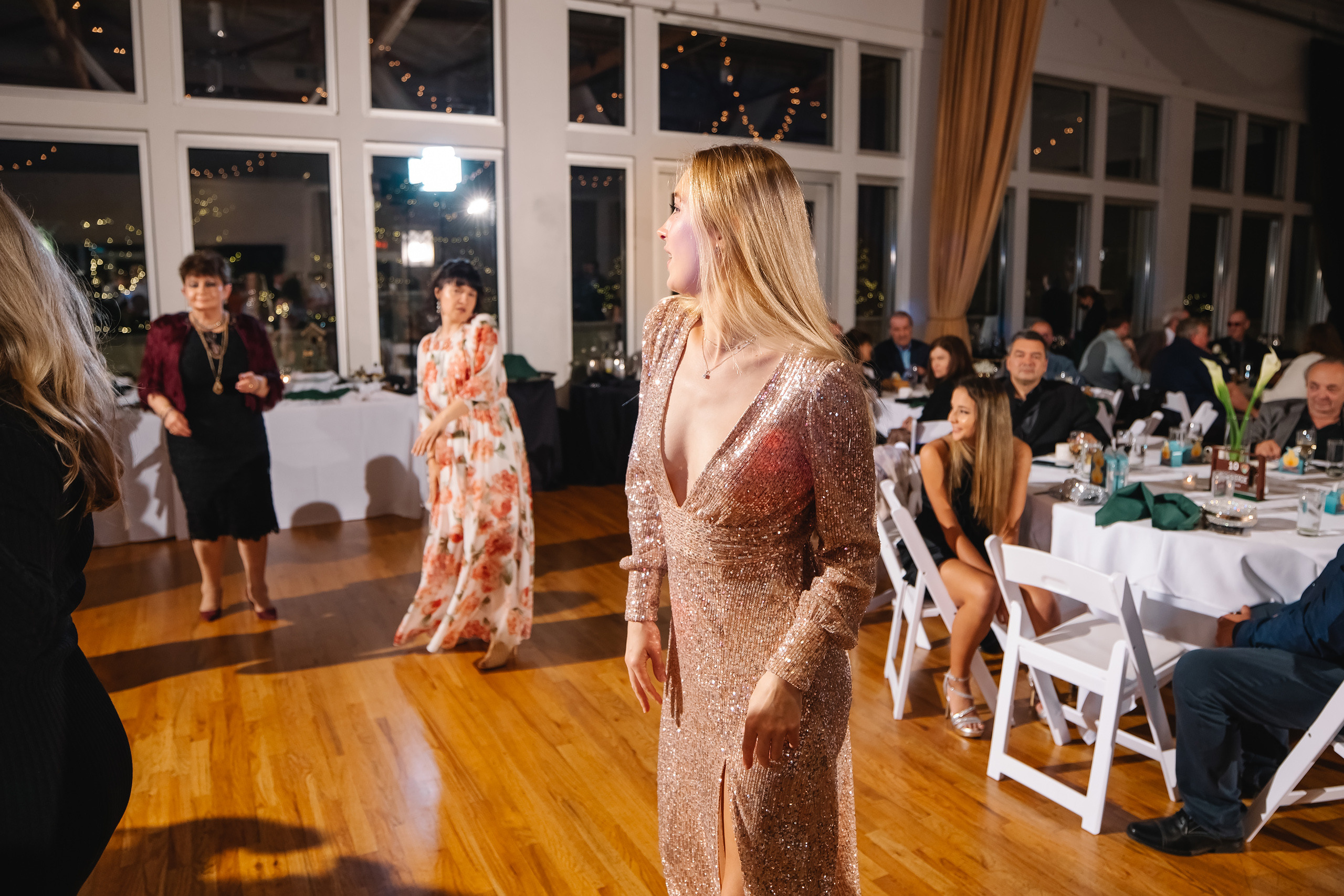 05.29.2021 Wedding. Wedding family event photographer in Chicago Nick Yushevich