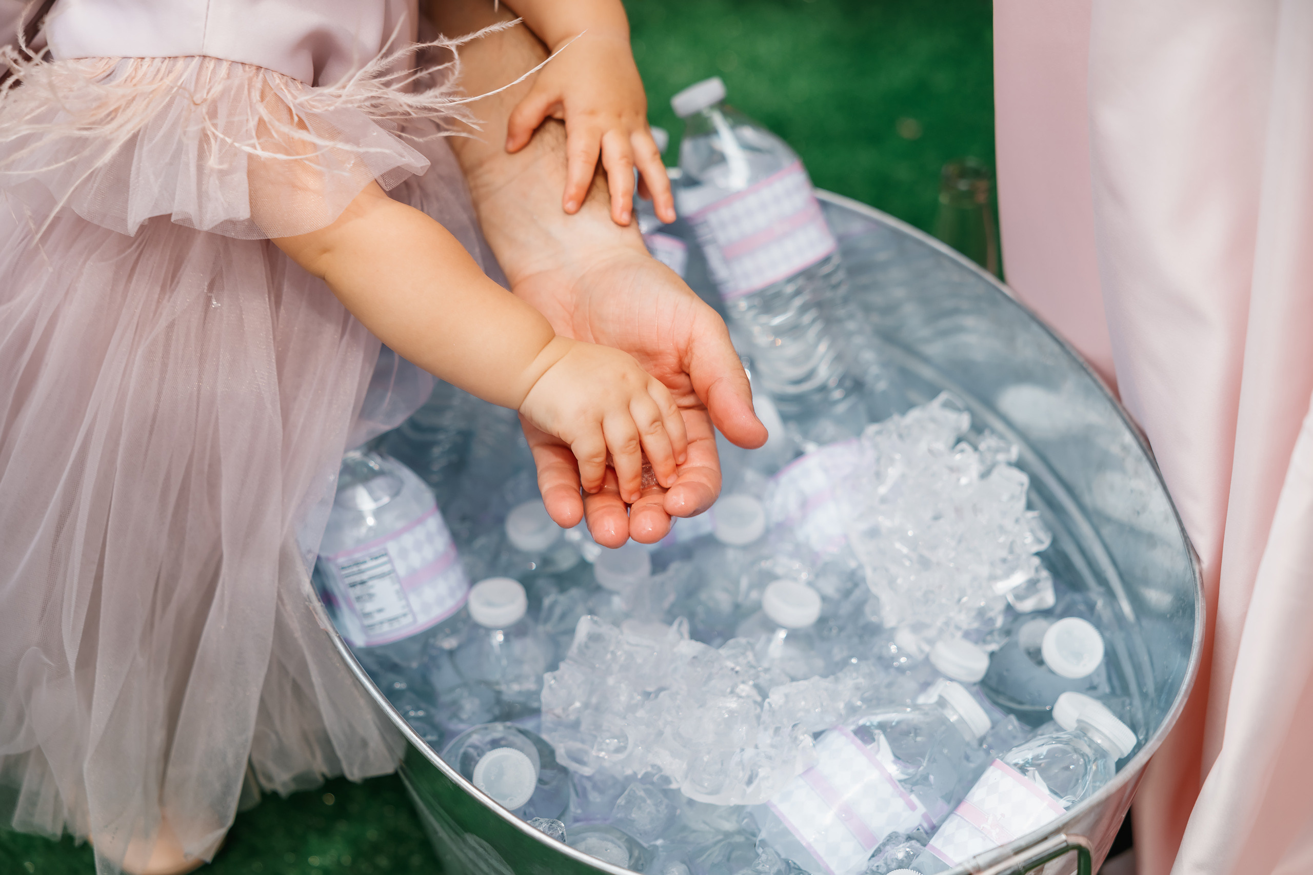 07.25.2021 First birthday. Wedding family event photographer in Chicago Nick Yushevich