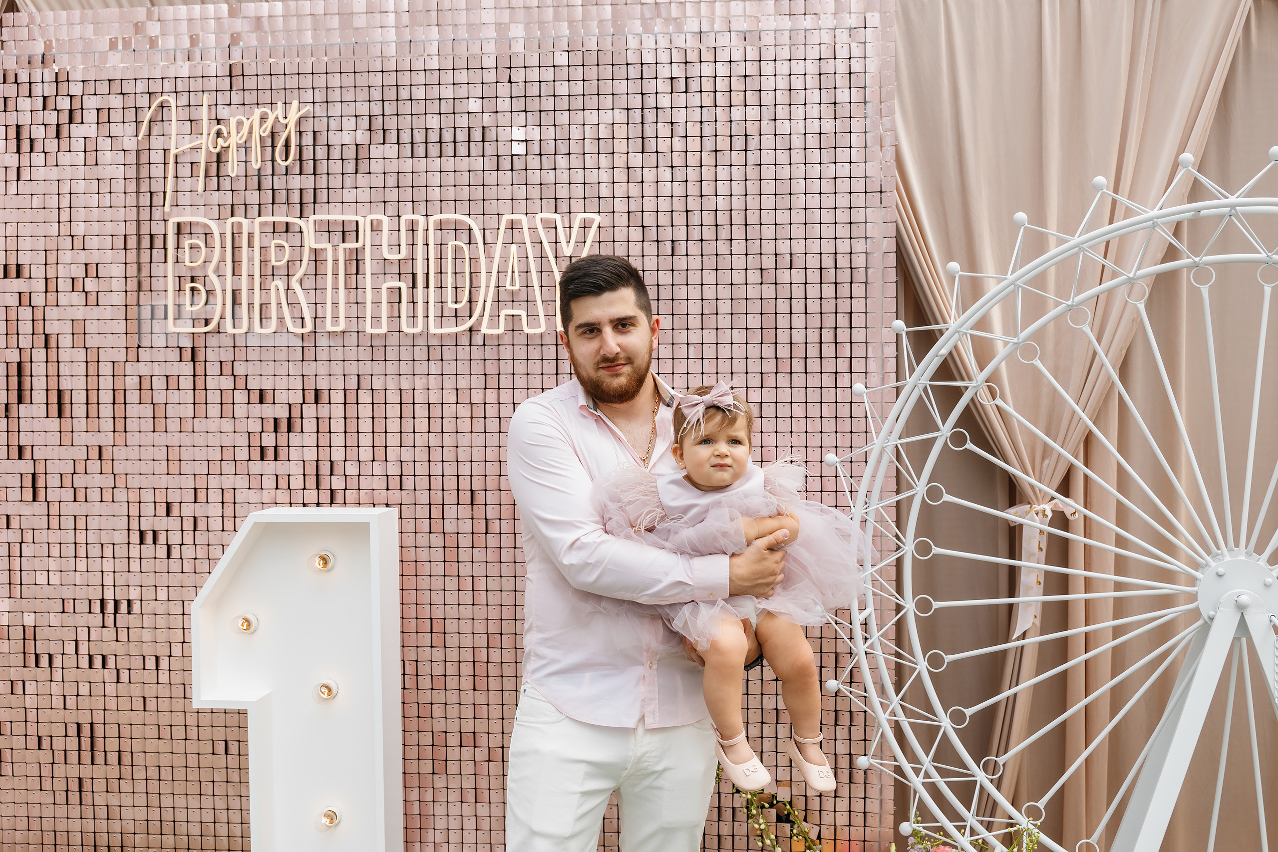 07.25.2021 First birthday. Wedding family event photographer in Chicago Nick Yushevich
