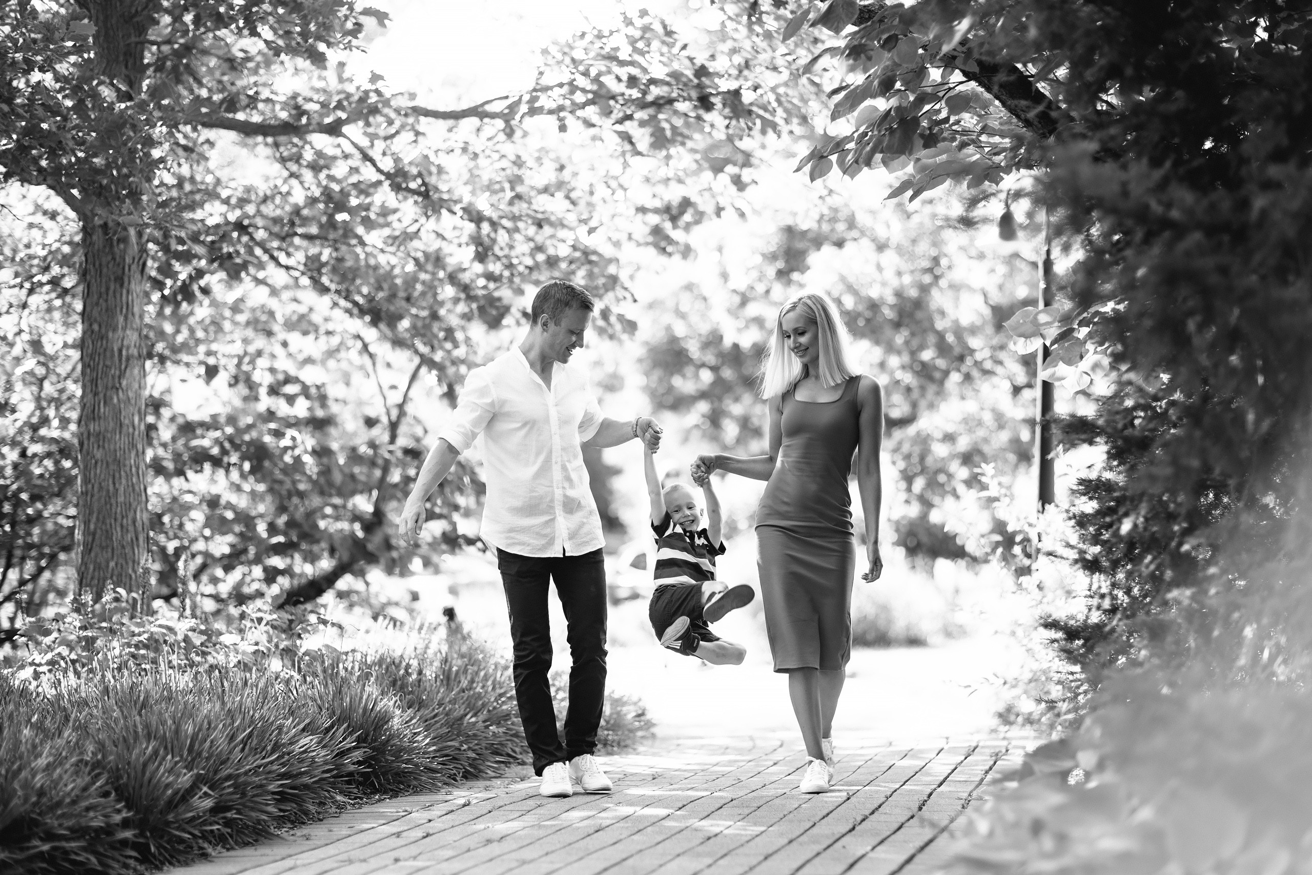 07.09.2021 Family photoshoot. Wedding family event photographer in Chicago Nick Yushevich