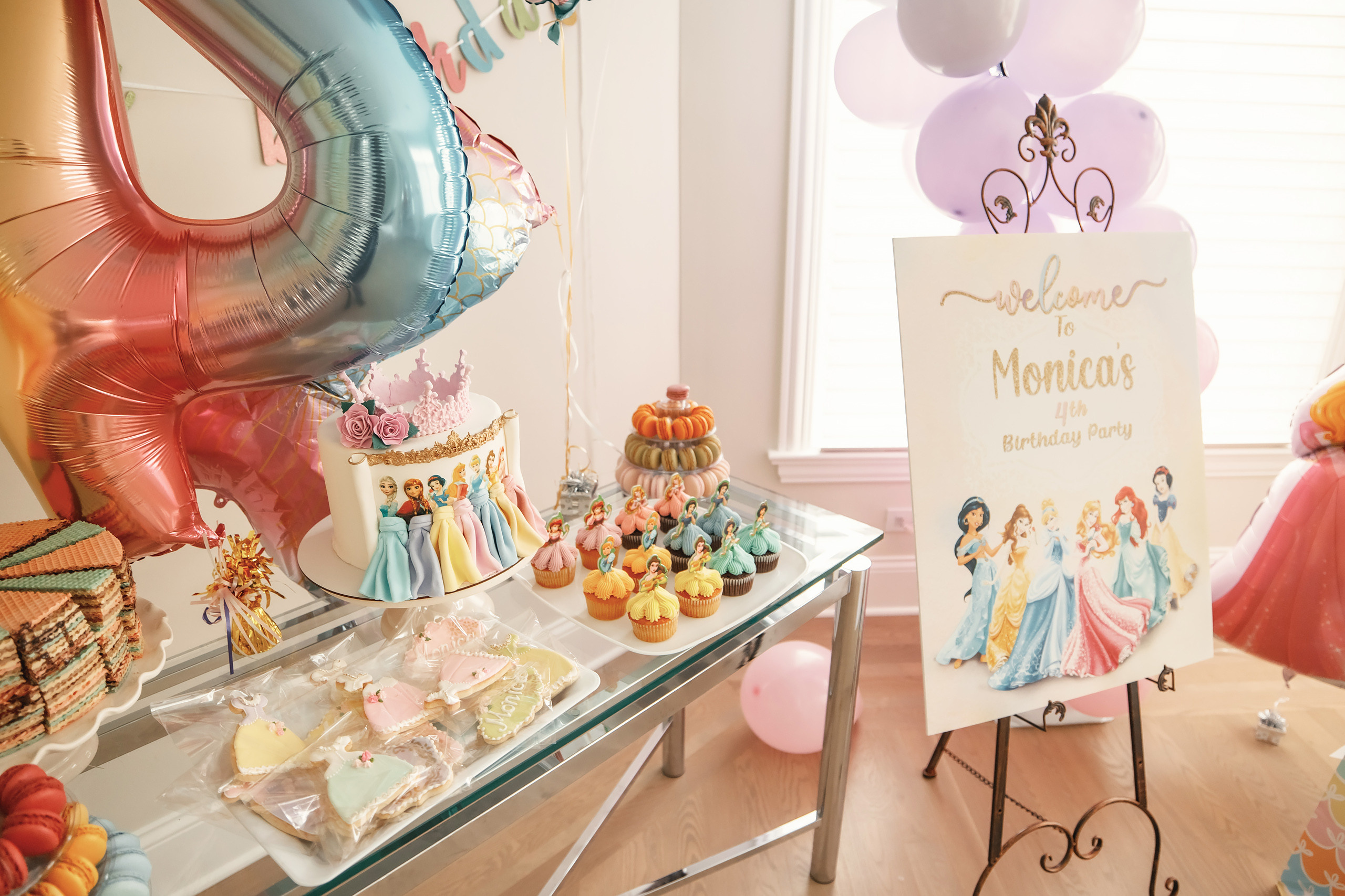 04.25.2021 Birthday. Wedding family event photographer in Chicago Nick Yushevich