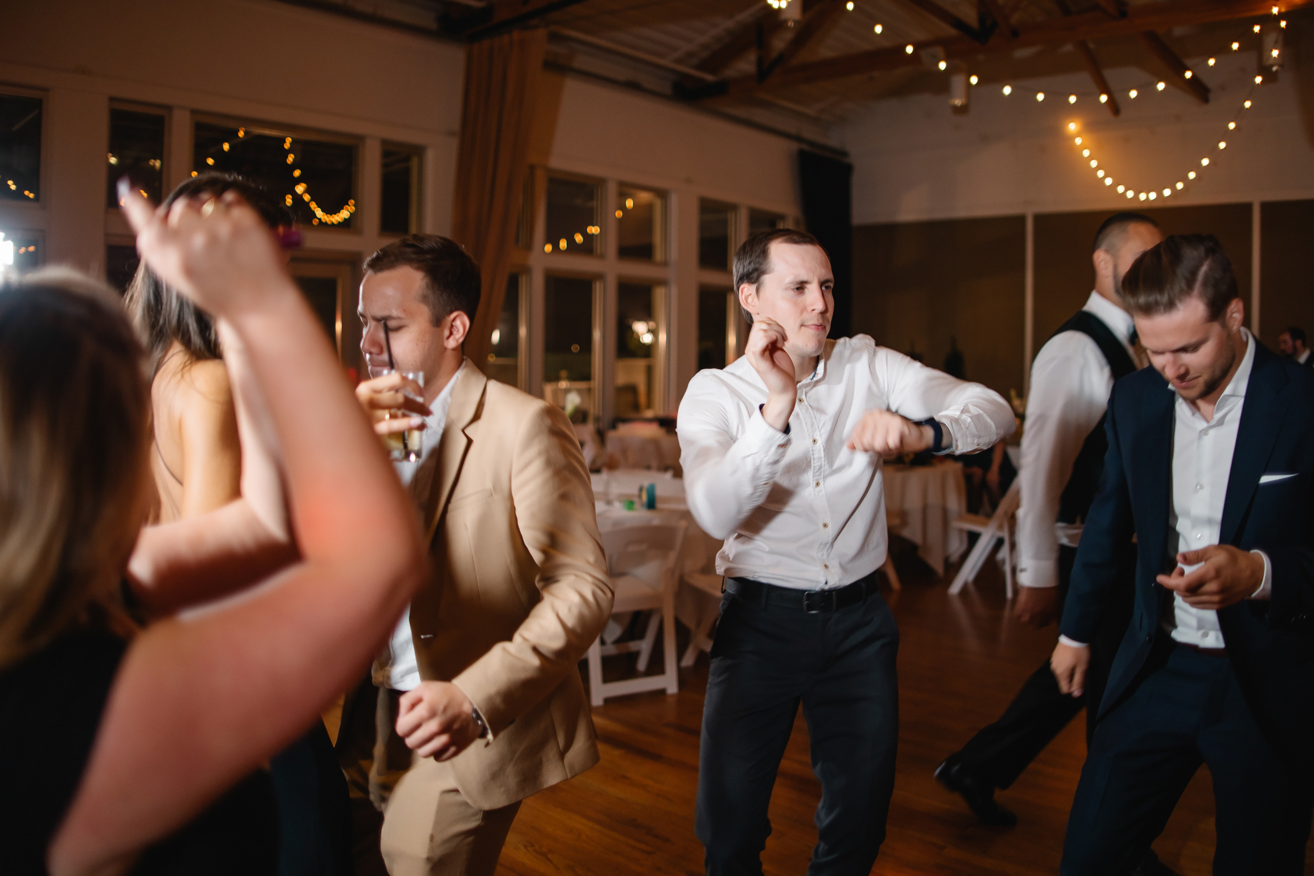 05.29.2021 Wedding. Wedding family event photographer in Chicago Nick Yushevich