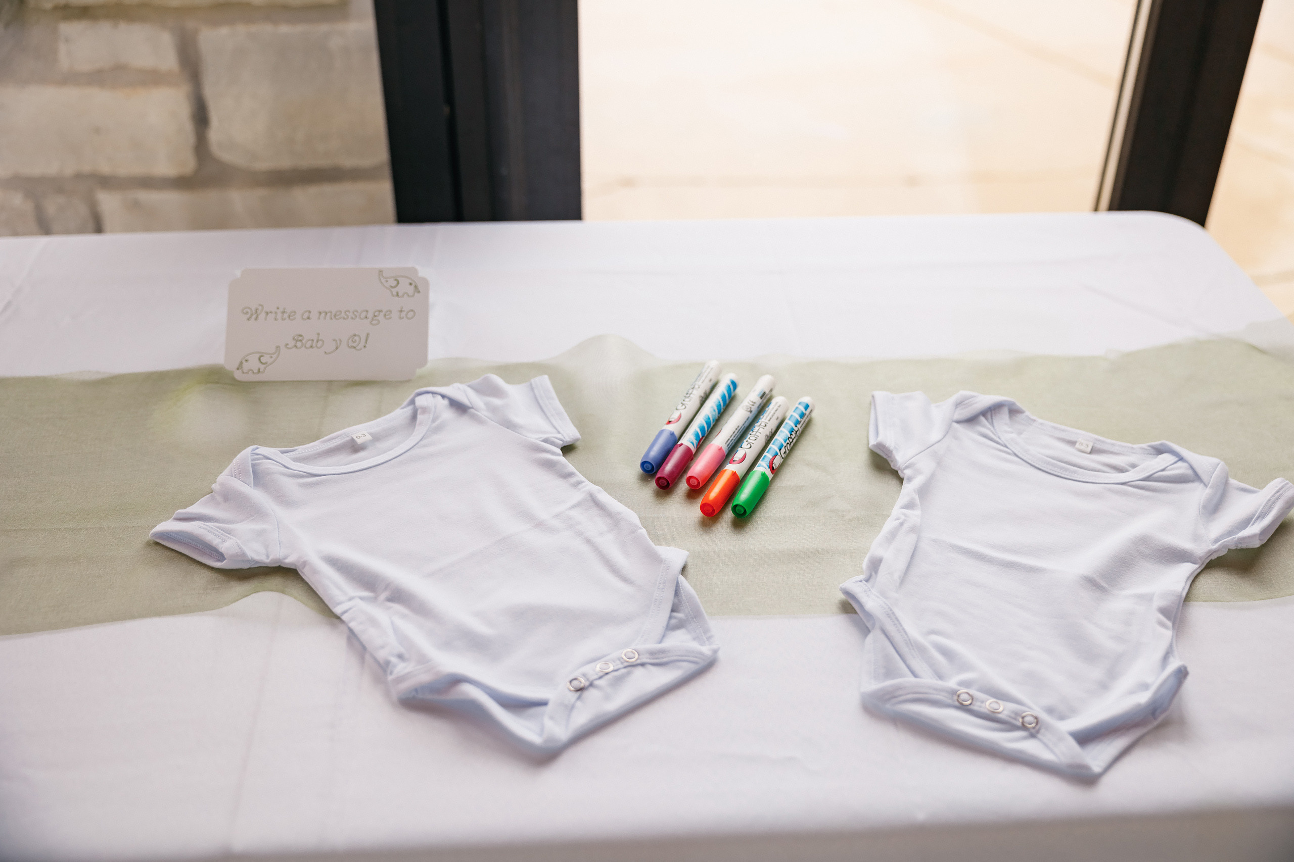 07.11.2021 Baby shower. Wedding family event photographer in Chicago Nick Yushevich