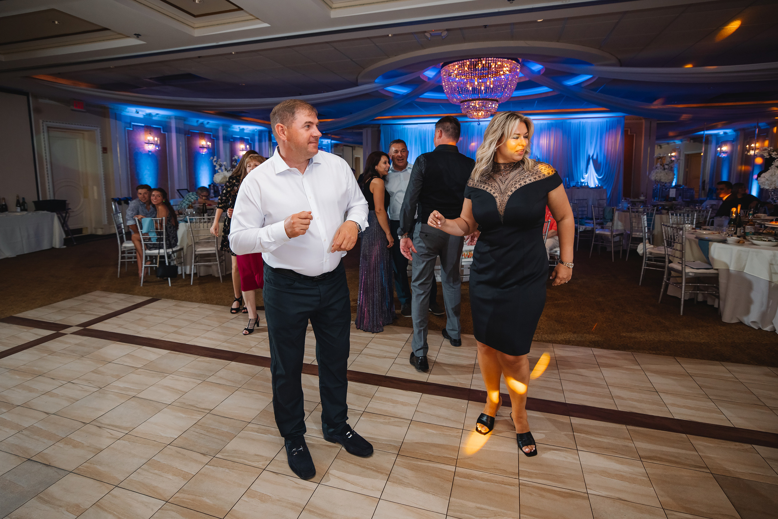 06.12.2021 Wedding. Wedding family event photographer in Chicago Nick Yushevich