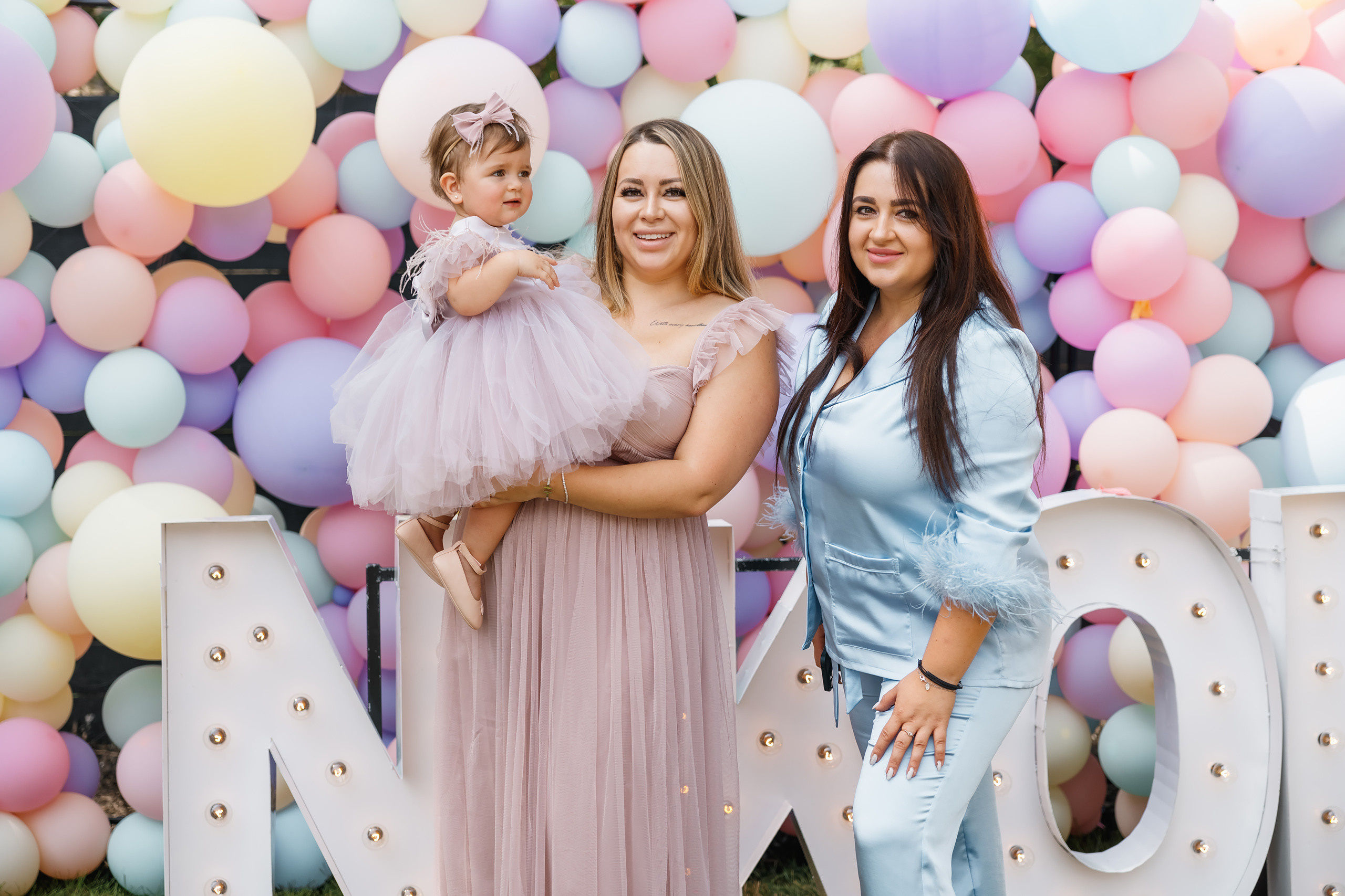 07.25.2021 First birthday. Wedding family event photographer in Chicago Nick Yushevich