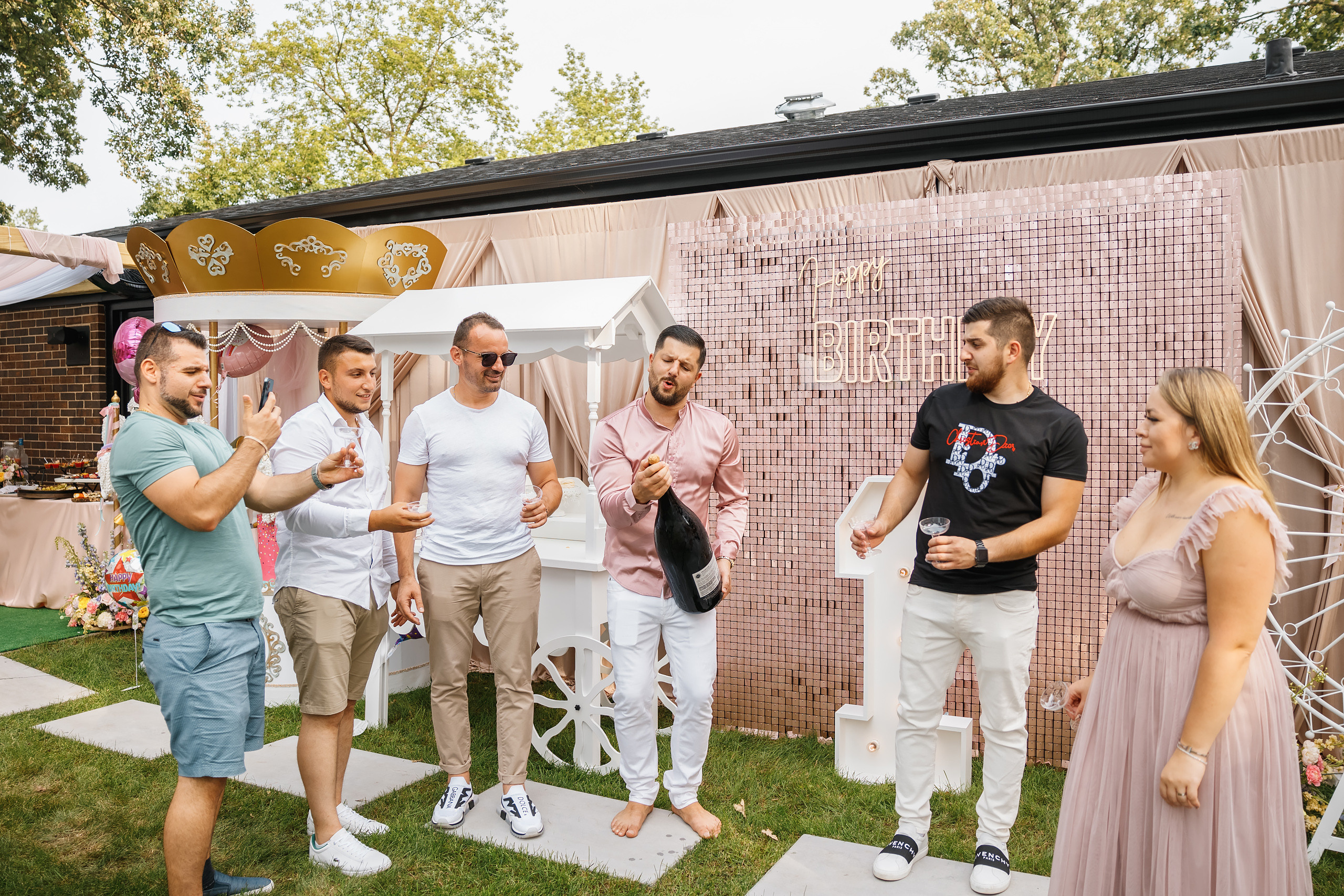 07.25.2021 First birthday. Wedding family event photographer in Chicago Nick Yushevich