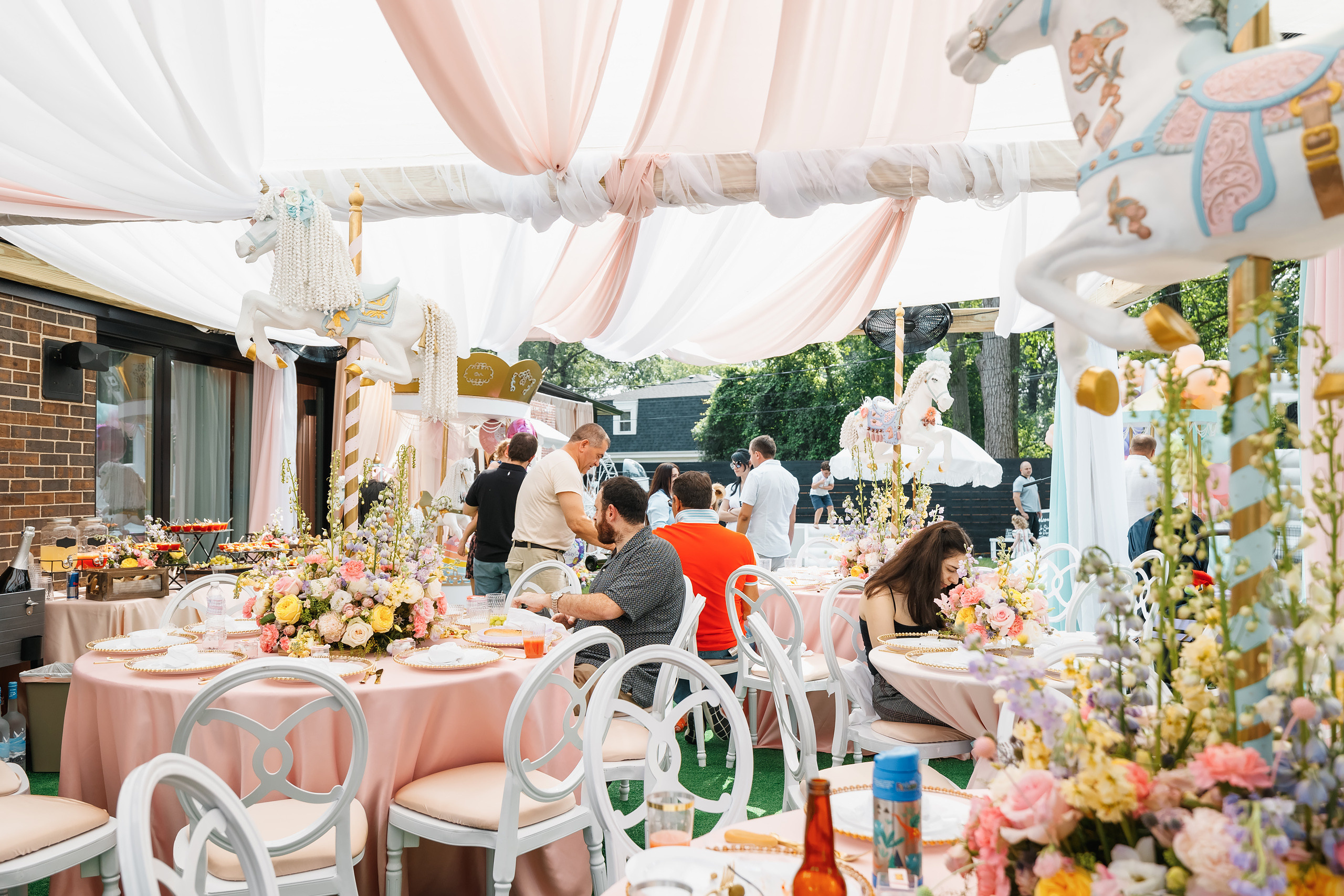 07.25.2021 First birthday. Wedding family event photographer in Chicago Nick Yushevich