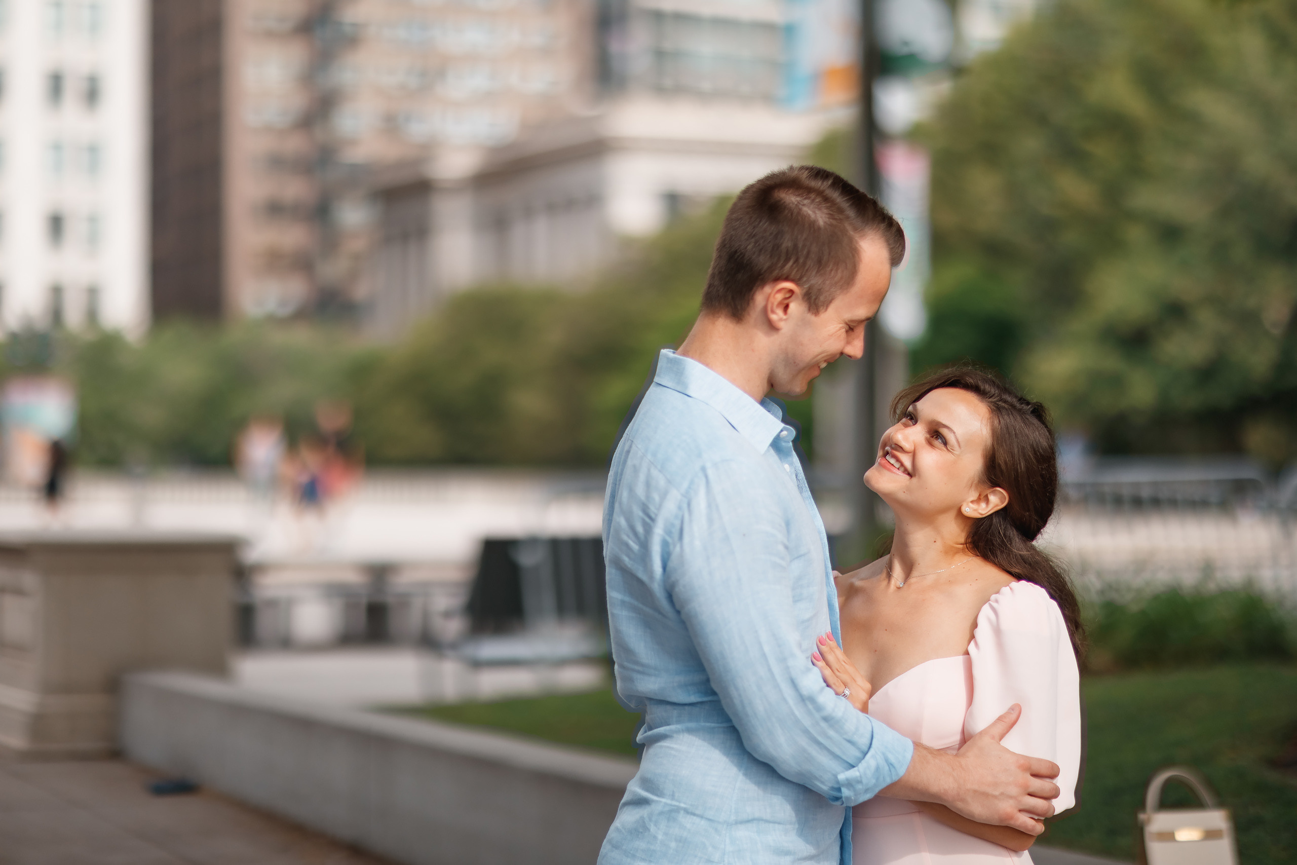 06.20.2021 Walk in Chicago. Wedding family event photographer in Chicago Nick Yushevich