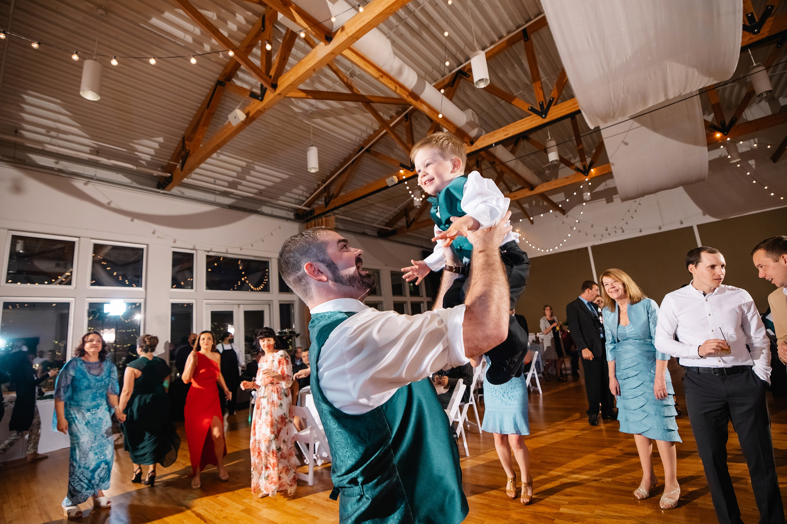 05.29.2021 Wedding. Wedding family event photographer in Chicago Nick Yushevich