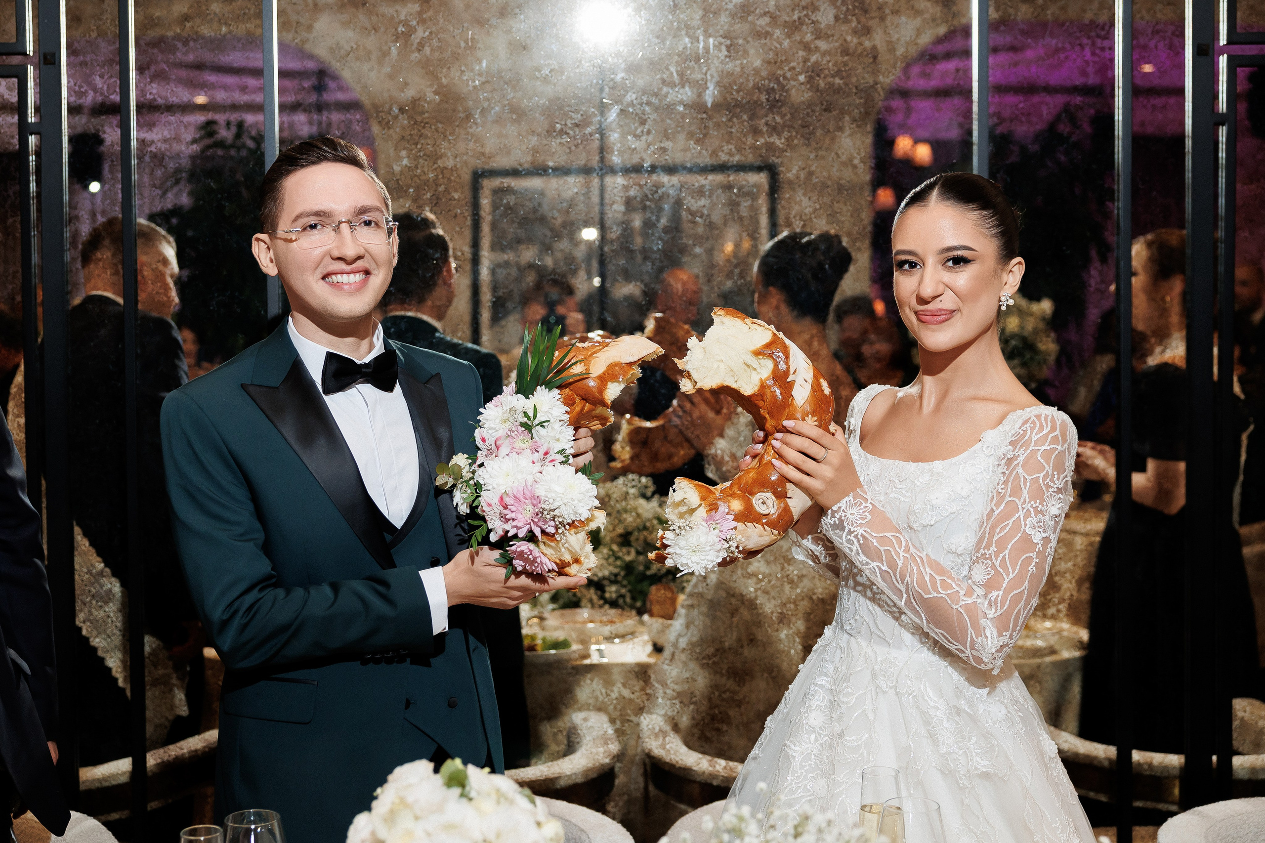 Serghei & Erica — Queen Residence. Servicii Foto și Video 067188353