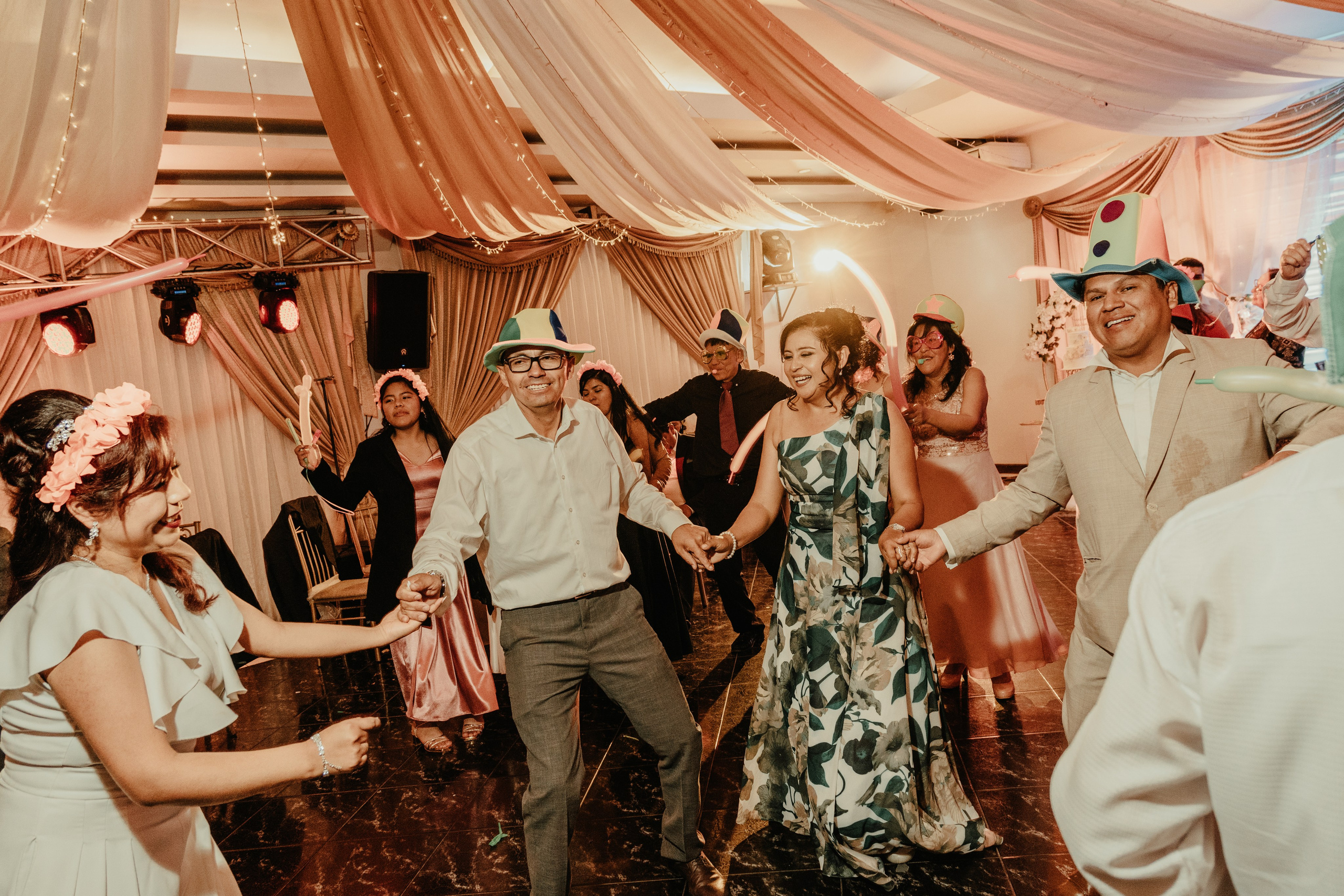 VANESSA + FRANKLIN BODA RELIGIOSA. Studio KVTA | Fotografía y Video de Bodas en Arequipa